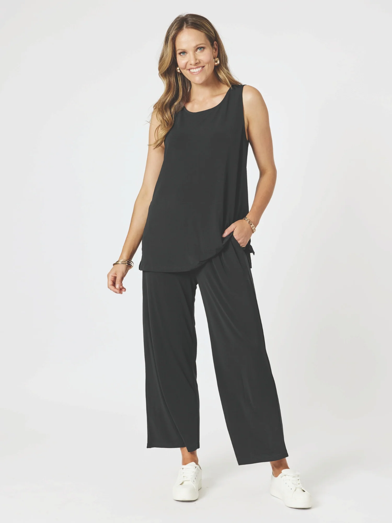 Basic Travel Jersey Tank - Black