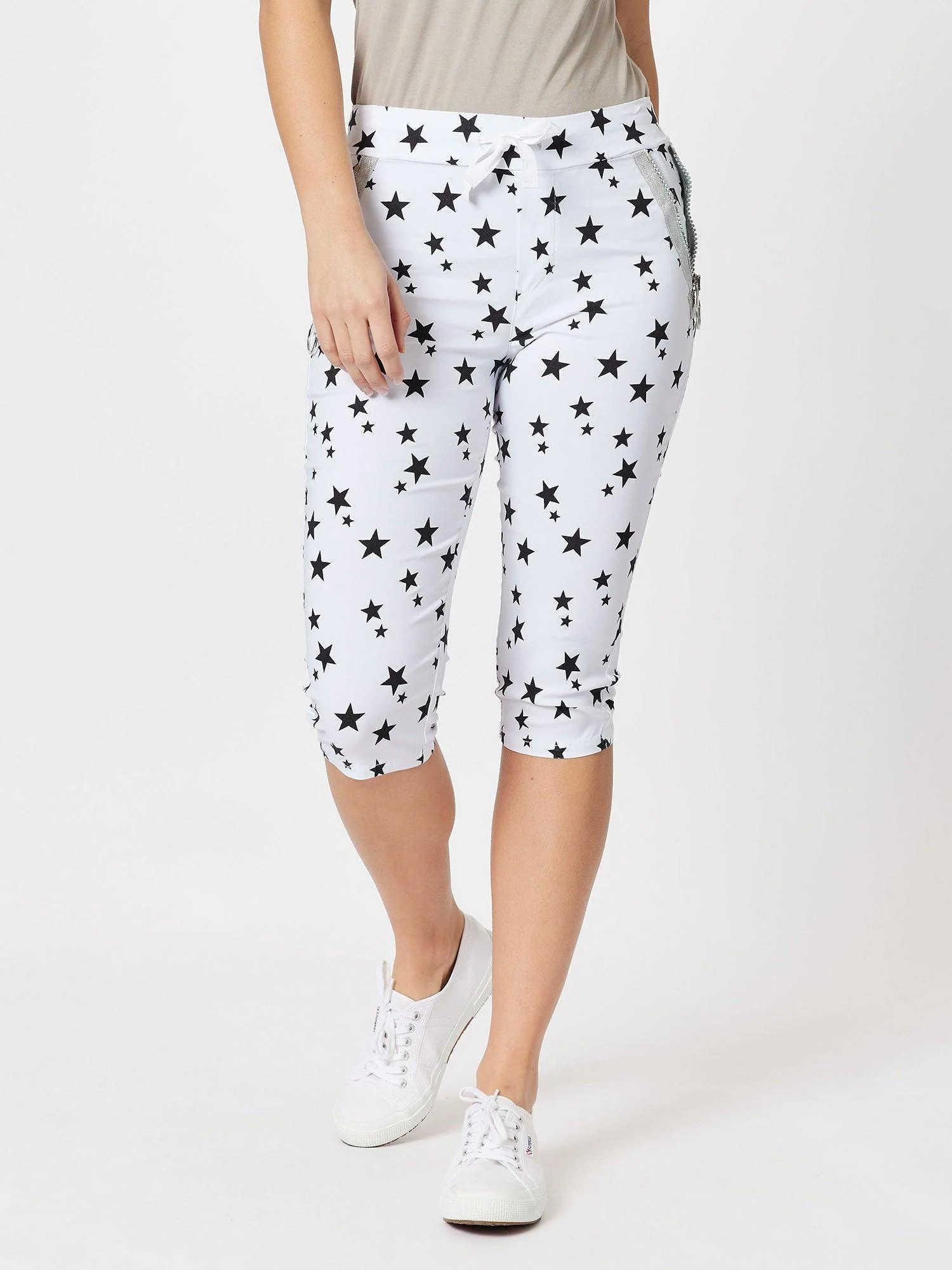 Crushed Star Print Shorts - White