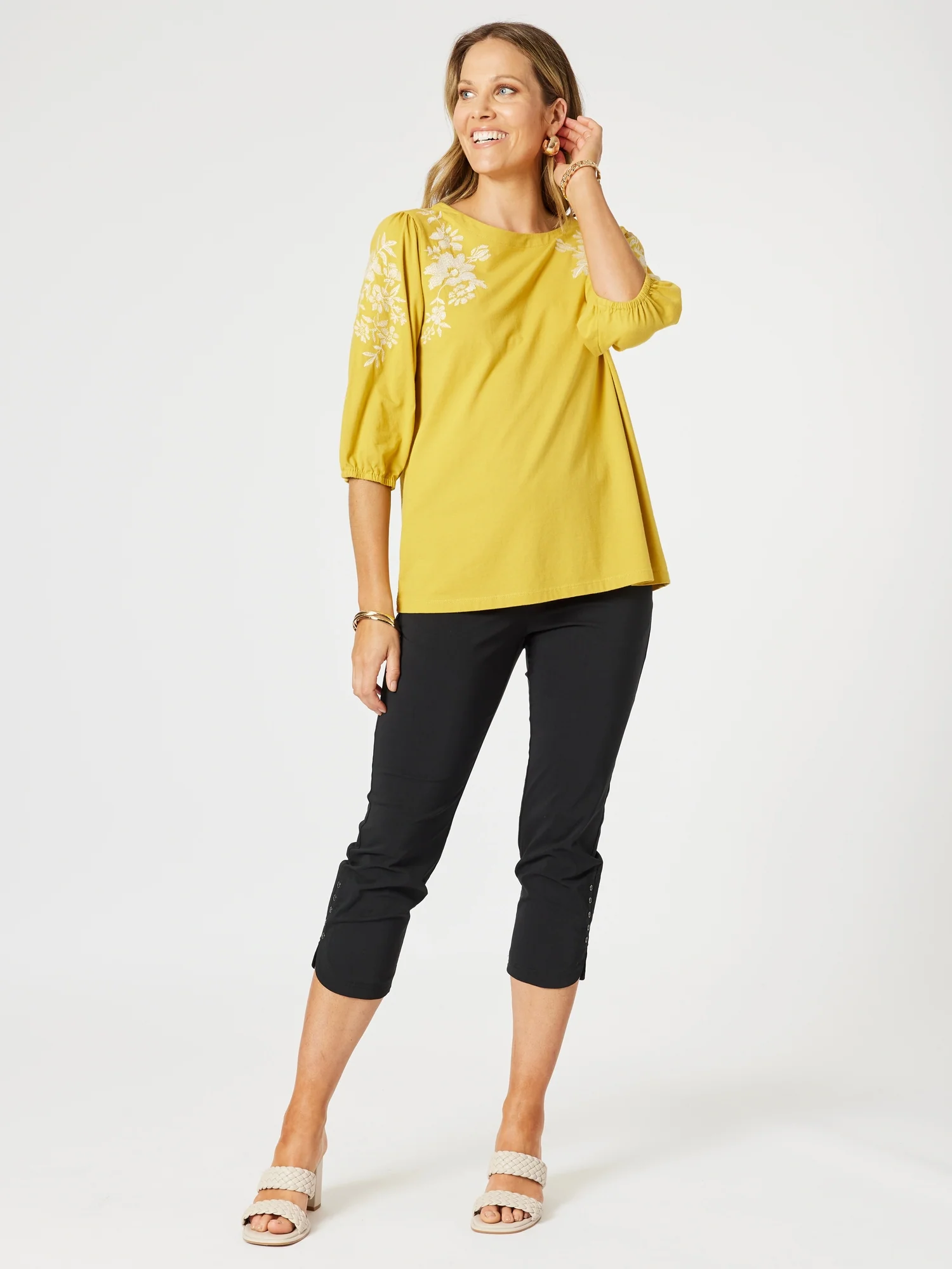 Jill Floral Embroidered Tee - Gold