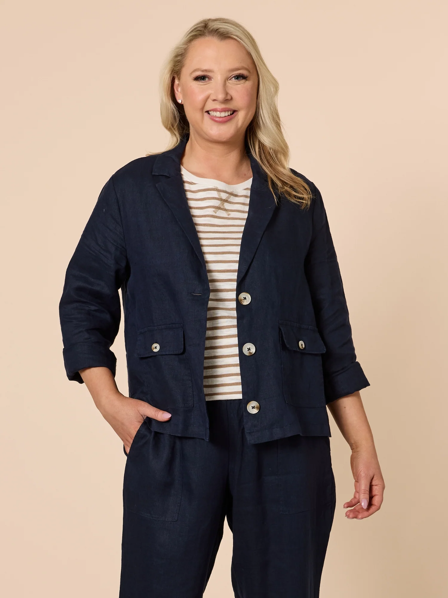 Danielle Linen Cropped Blazer - Navy