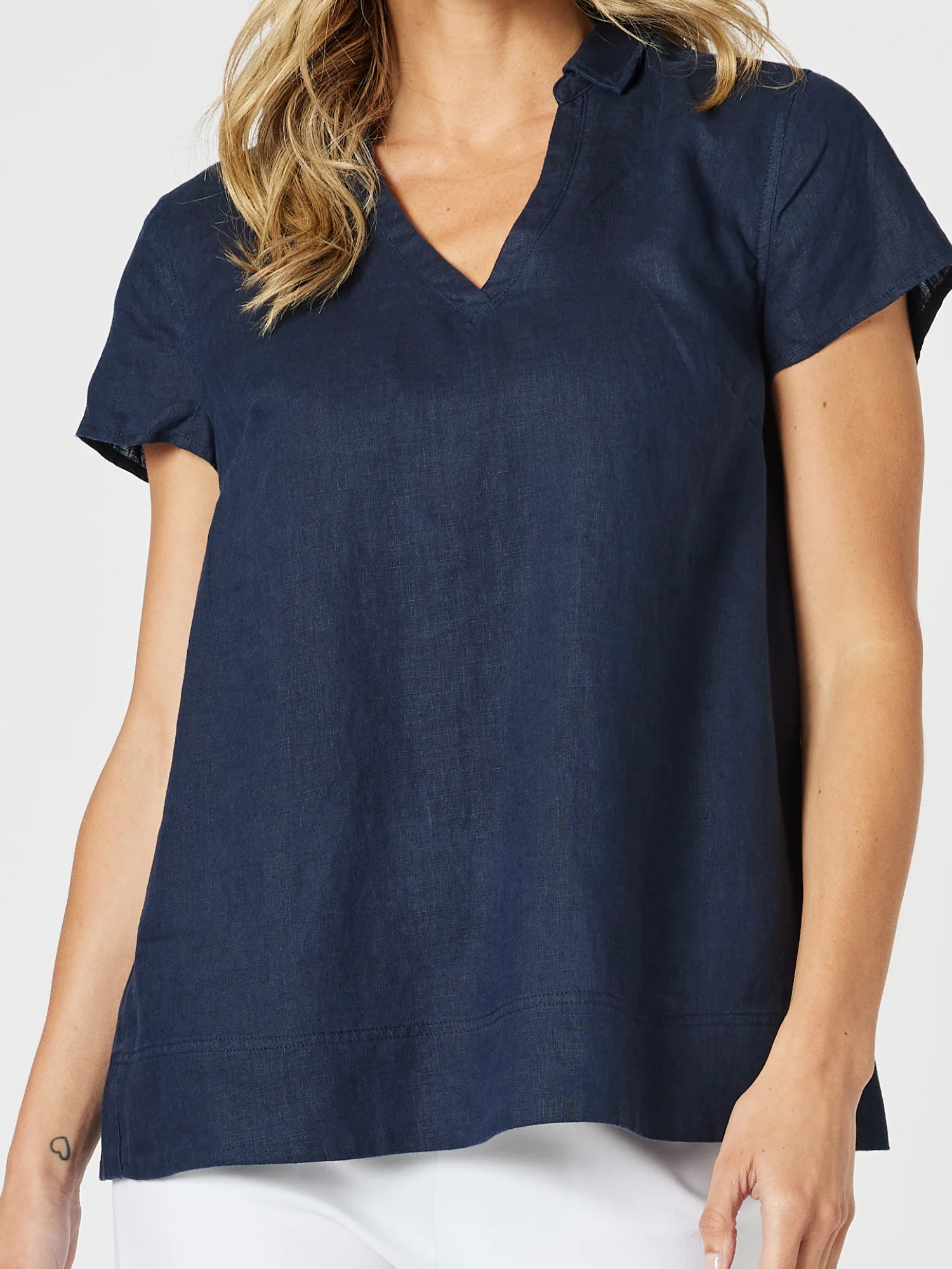 Beau Lino V Neck Top - Navy