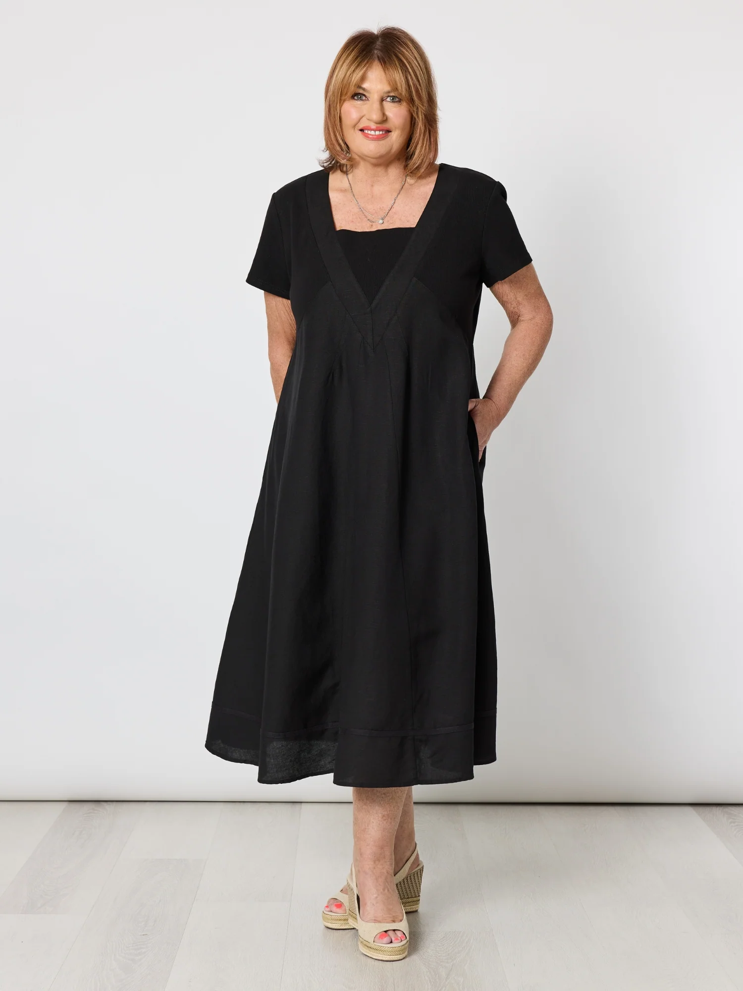 Lino Le Marais Dress - Black