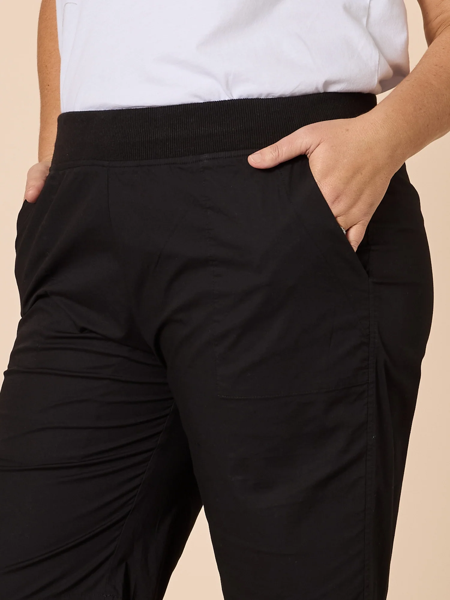 Santorini Cotton Pull On Short - Black