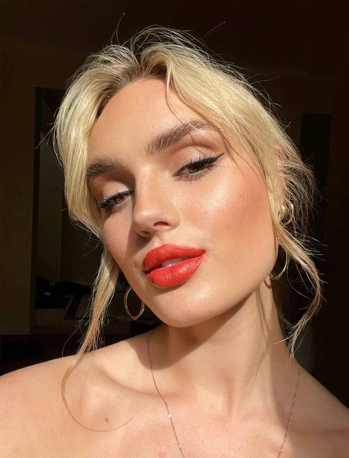 Shanghai Suzy Lipstick - Fire Engine Red