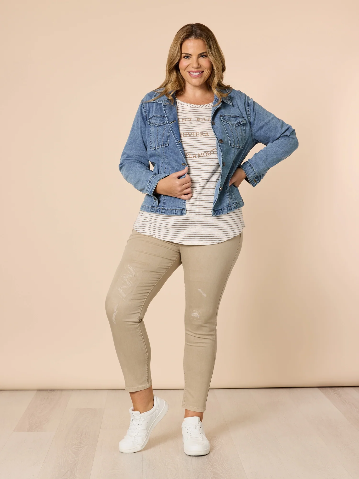 LA Distressed Pull On Stretch Denim Jean - Natural