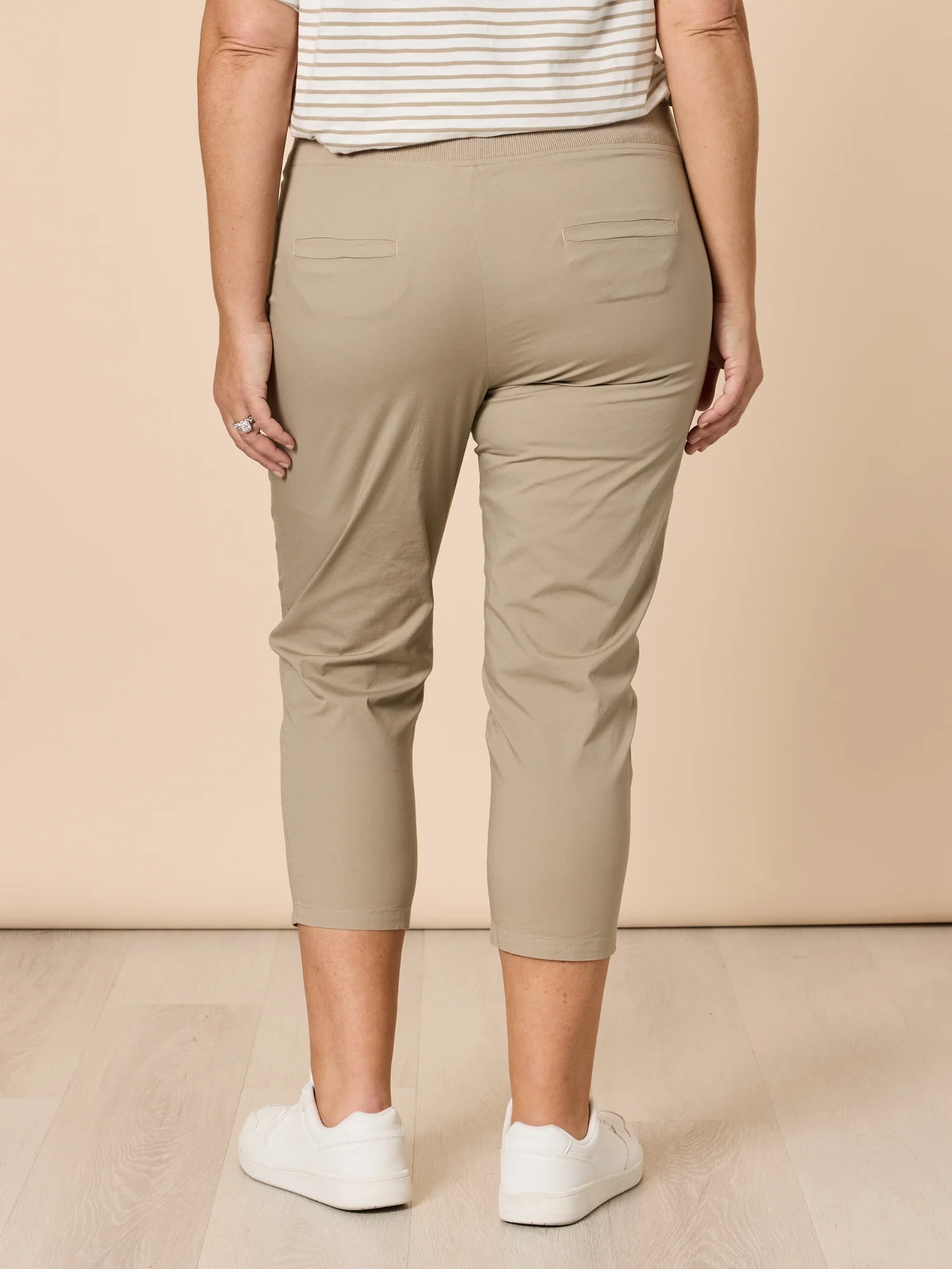 Santorini Cotton Capri Pant - Natural