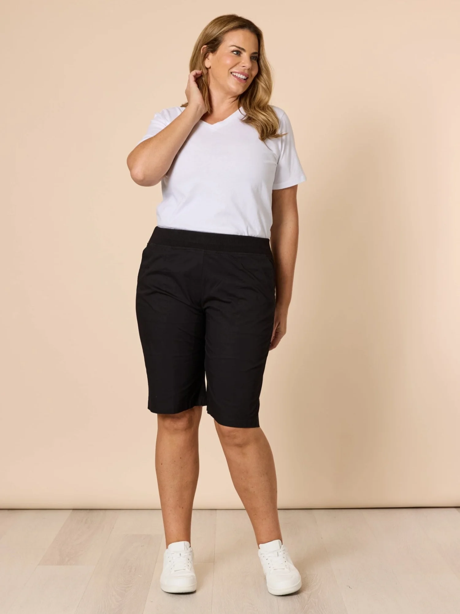 Santorini Cotton Pull On Short - Black