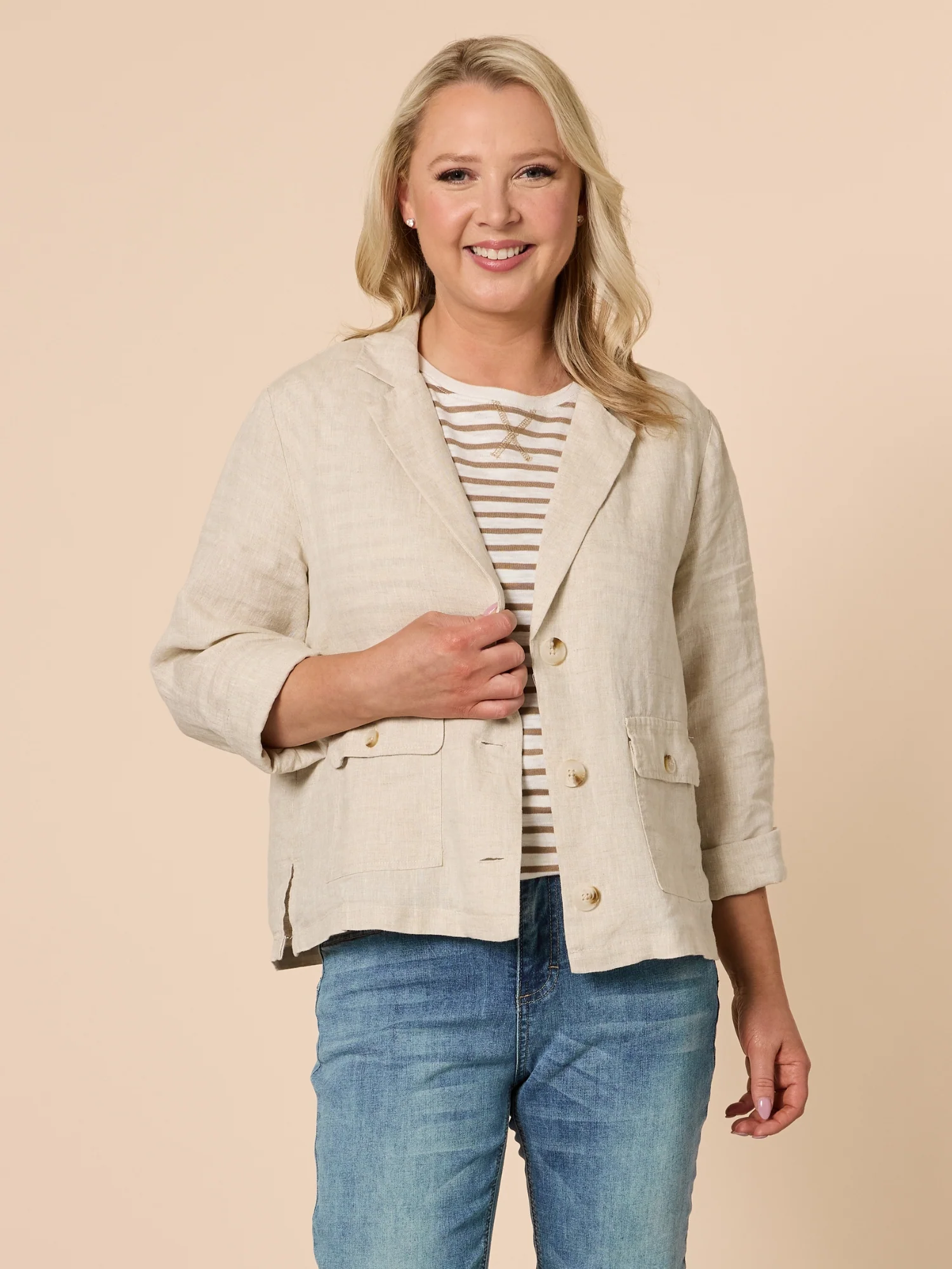 Danielle Linen Cropped Blazer - Natural