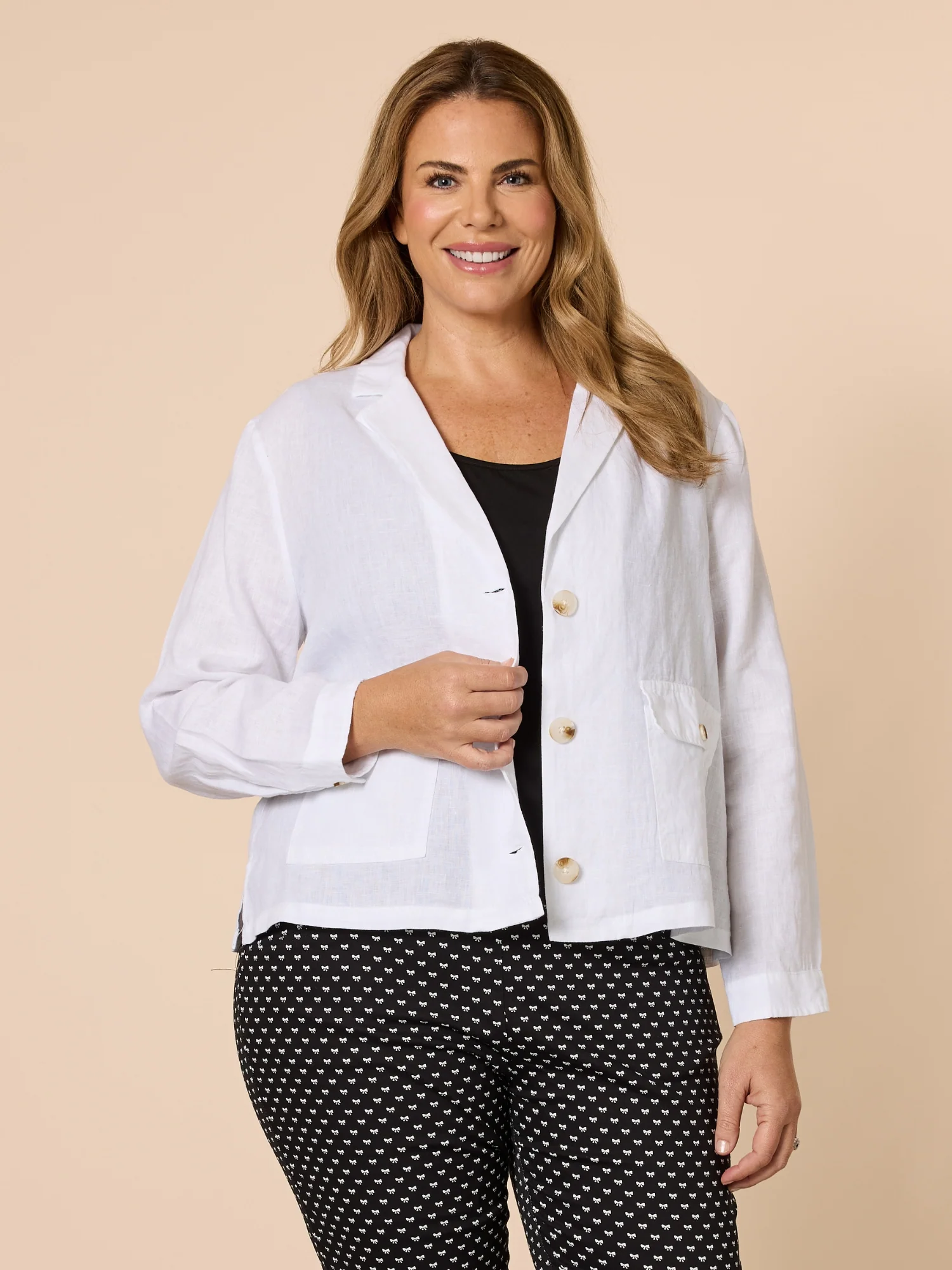 Danielle Linen Cropped Blazer - White
