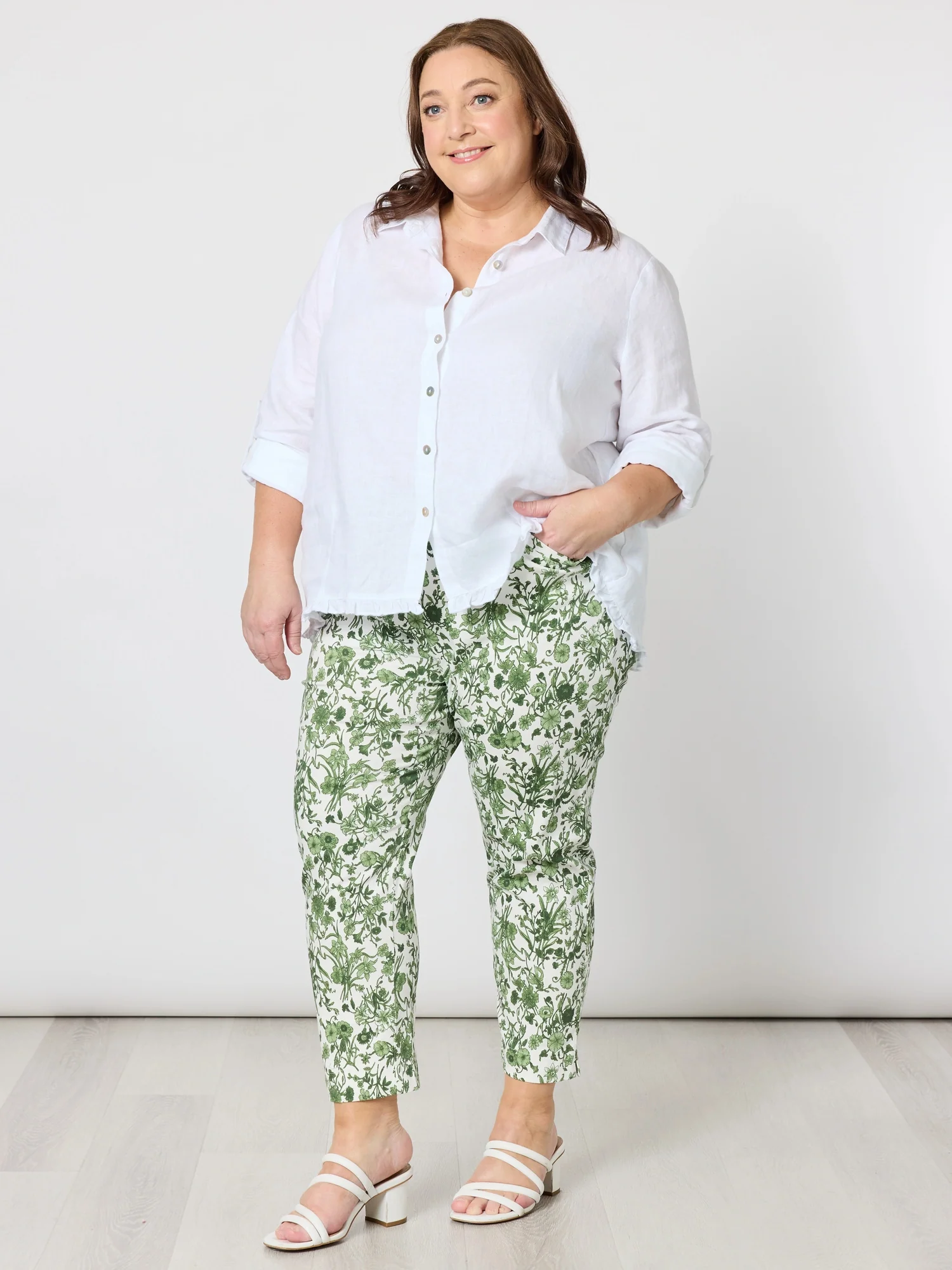 Alexandria Floral Print Pant - Basil White