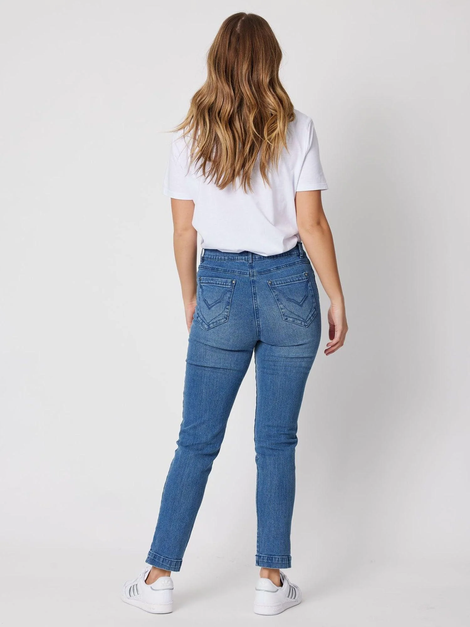 Miracle High Rise Jean - Washed Denim