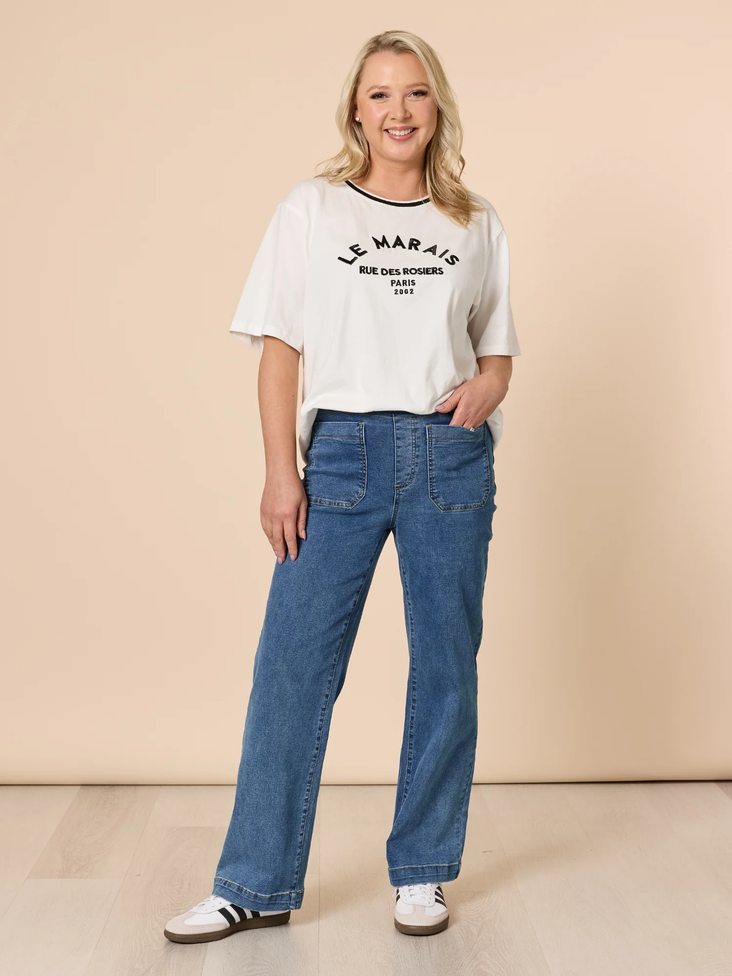 Le Marais Embroidered T-Shirt - White