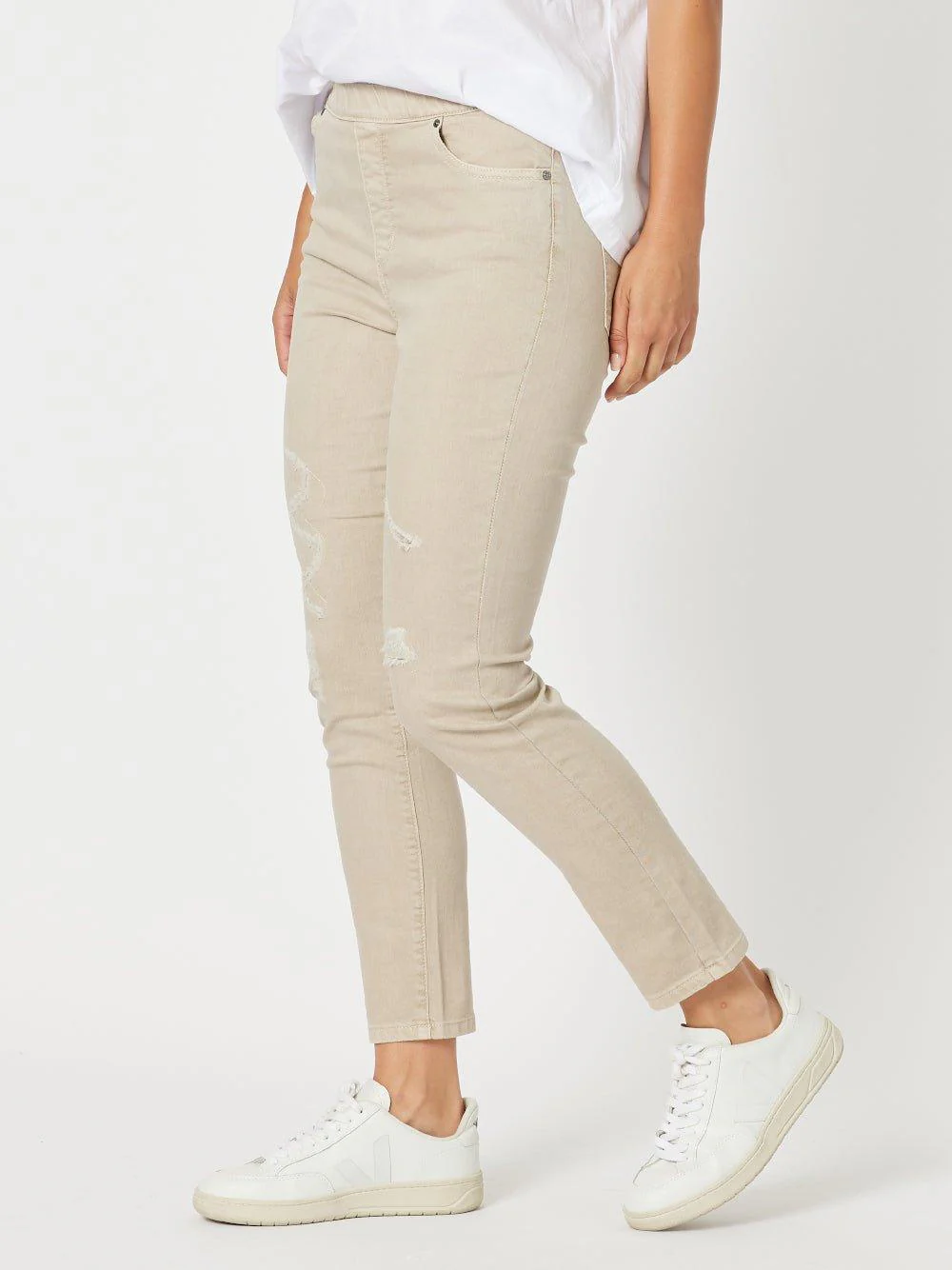 LA Distressed Pull On Stretch Denim Jean - Natural