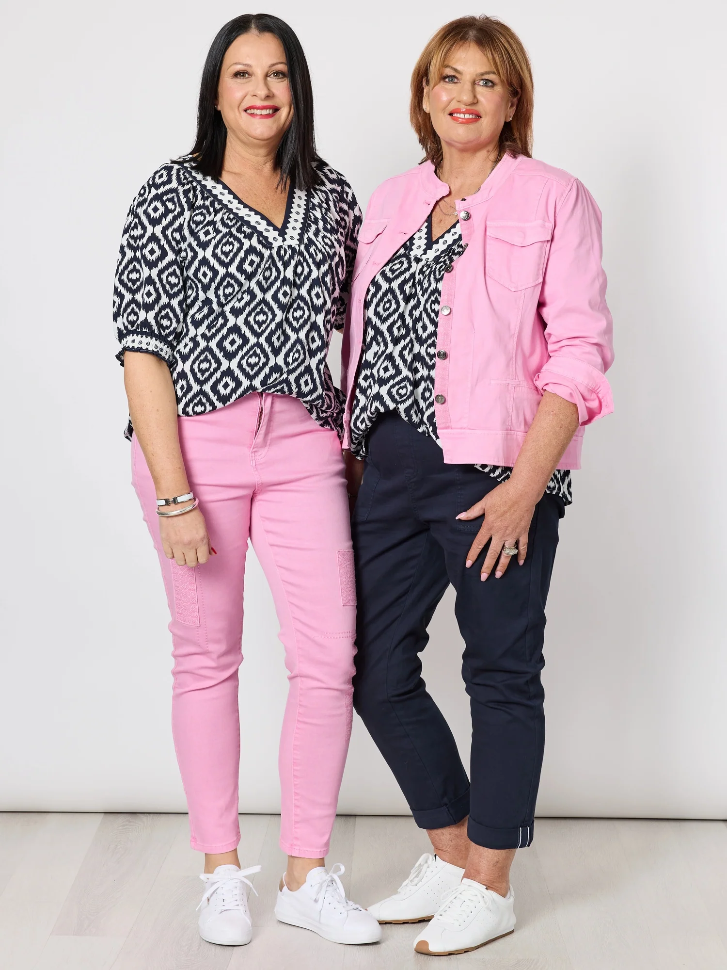 Diamonds Are Forever Print Top - Navy/White