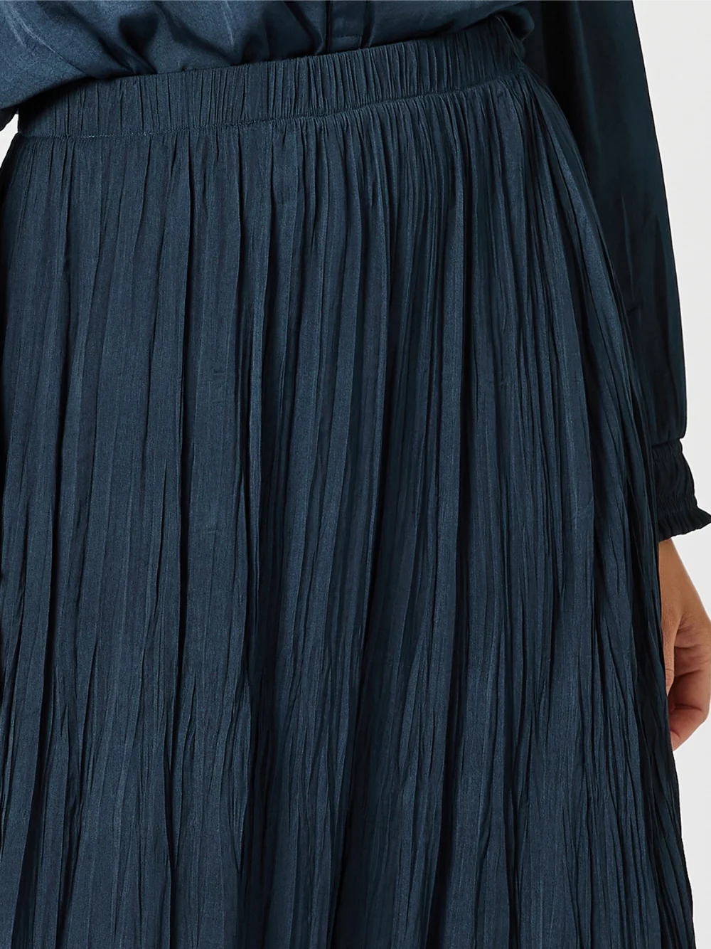 Luxe Crushed Skirt - Midnight