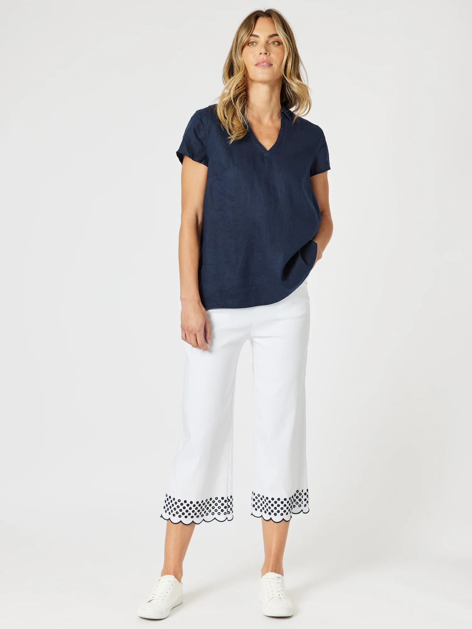Beau Lino V Neck Top - Navy