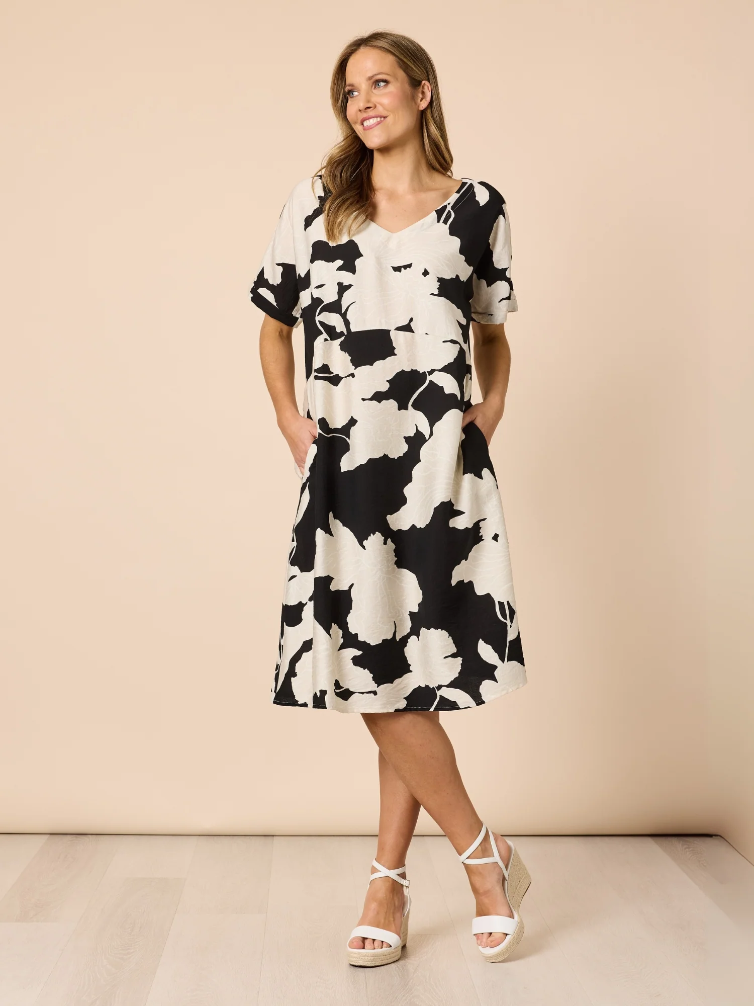 Barcelona V Neck Floral Print Dress - Black/Natural