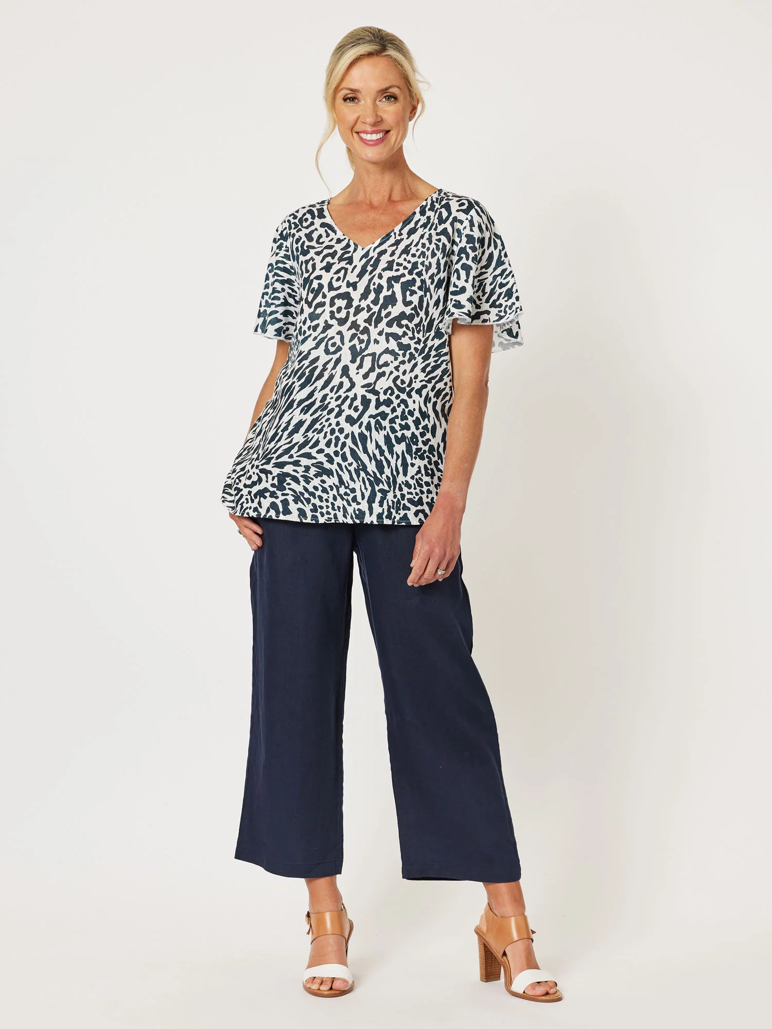 Cape Cod Print Linen Flute Sleeve Top - Animal