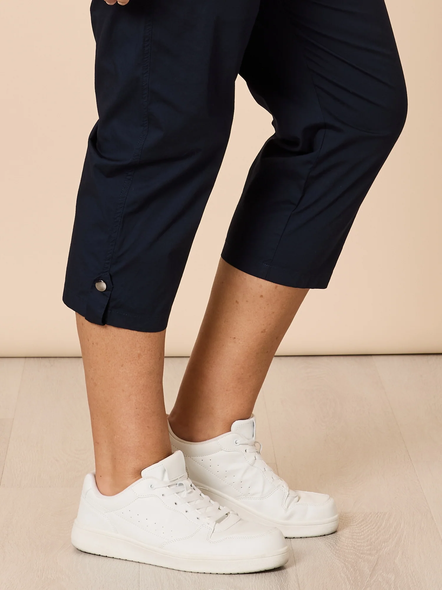 Santorini Cropped Cotton Pant - Navy
