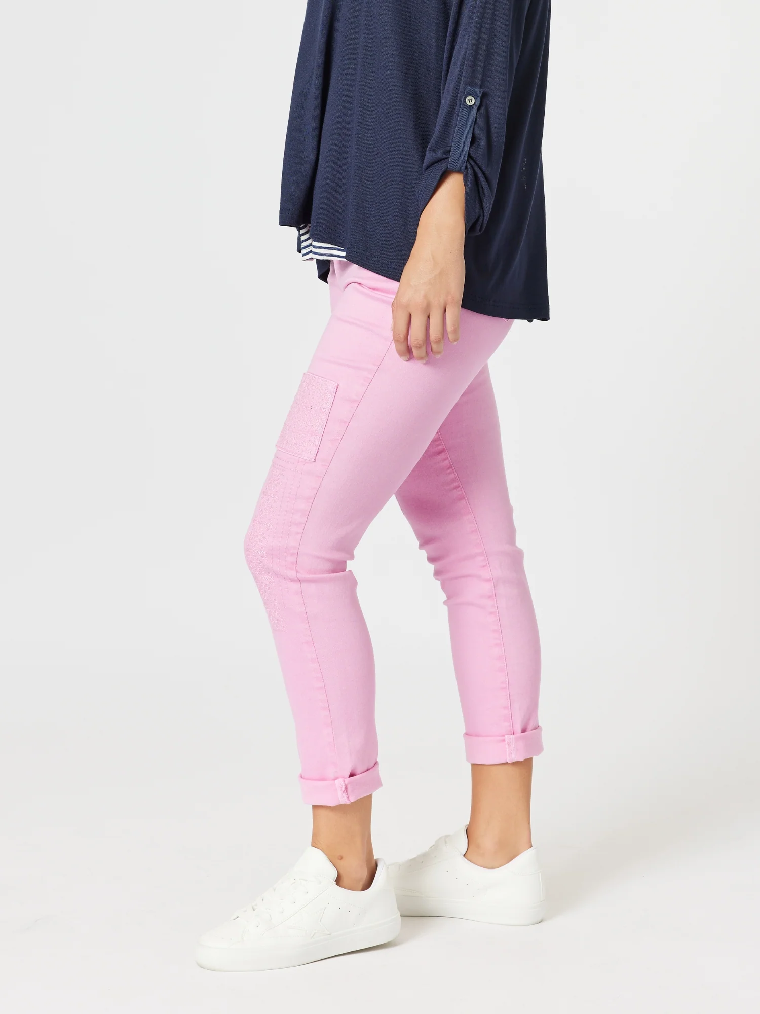 The Embroidered Patch Jean - Flamingo