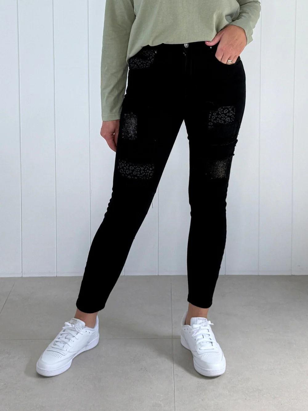 All That Jazz Applique Jean - Black