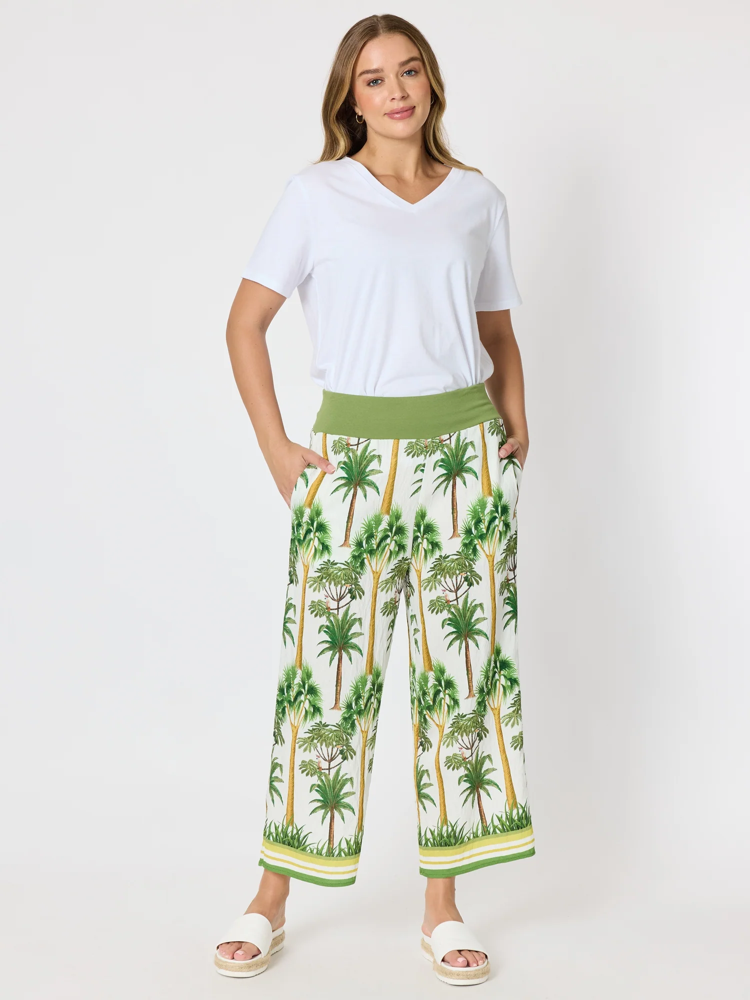Amazon Print Wide Leg Pant - Green