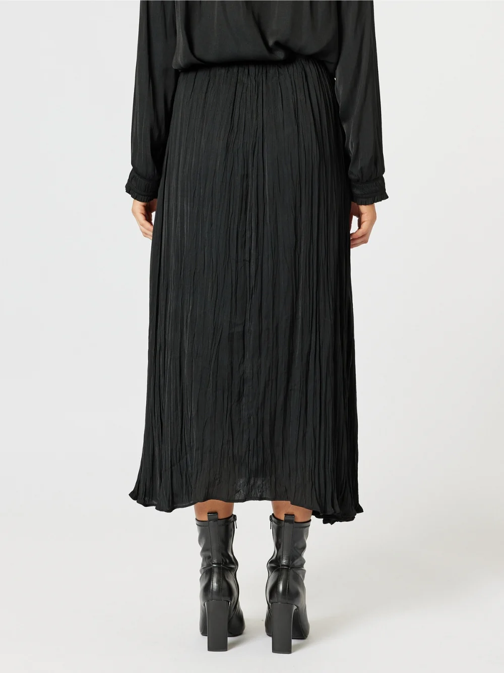 Luxe Crushed Skirt - Black