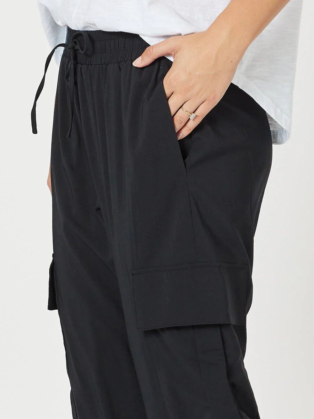 Parachute Cargo Pant - Black