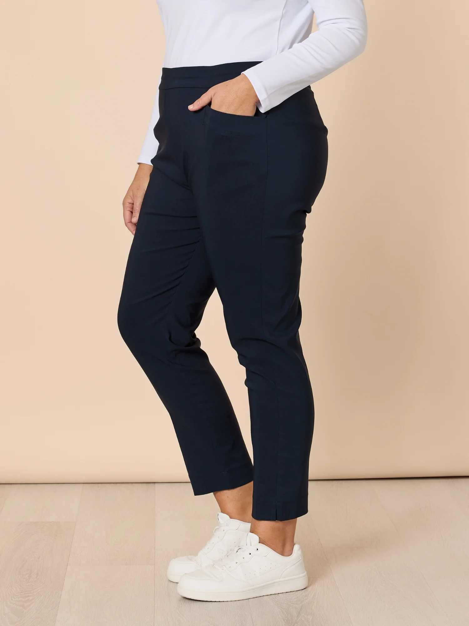 Harbour Slim Leg Pant - Navy