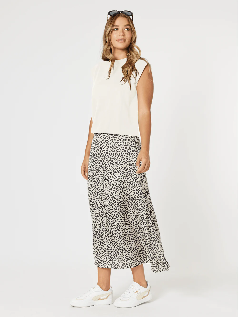 Shelly Sleeveless Knit Top - White