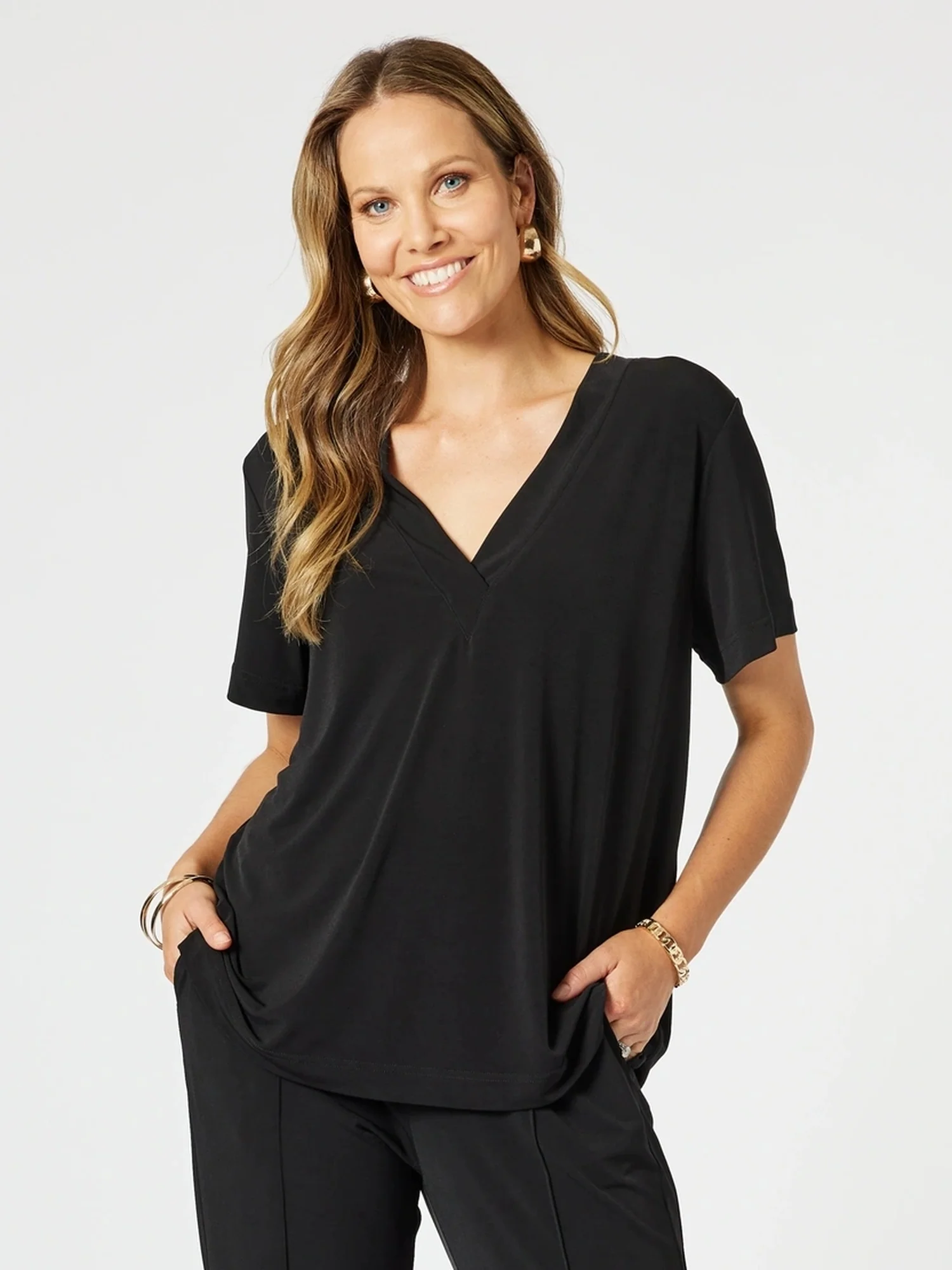 Maggie V Neck Travel Top - Black