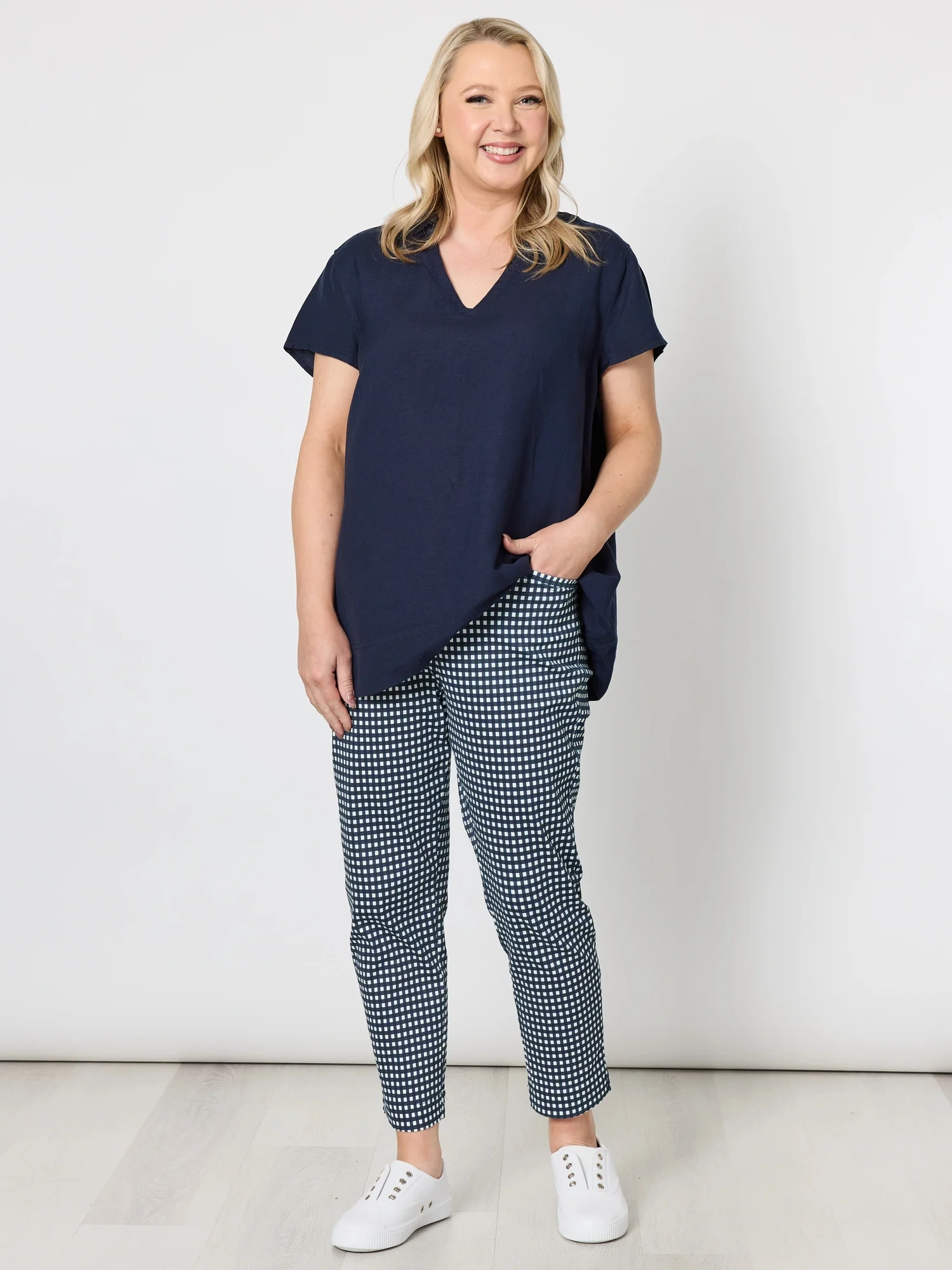 Alexis Gingham Print Pant - Navy