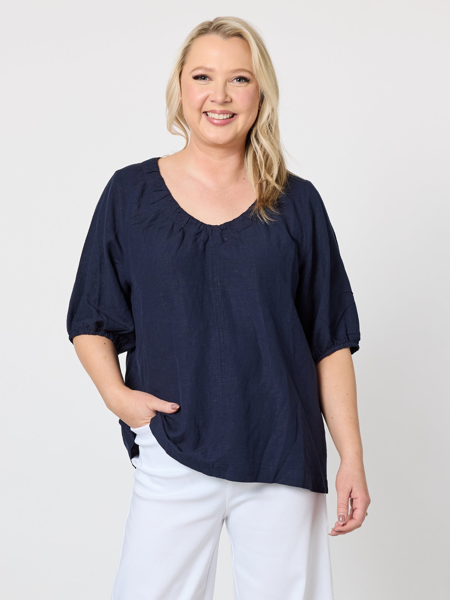 Lino V Neck Top - Navy