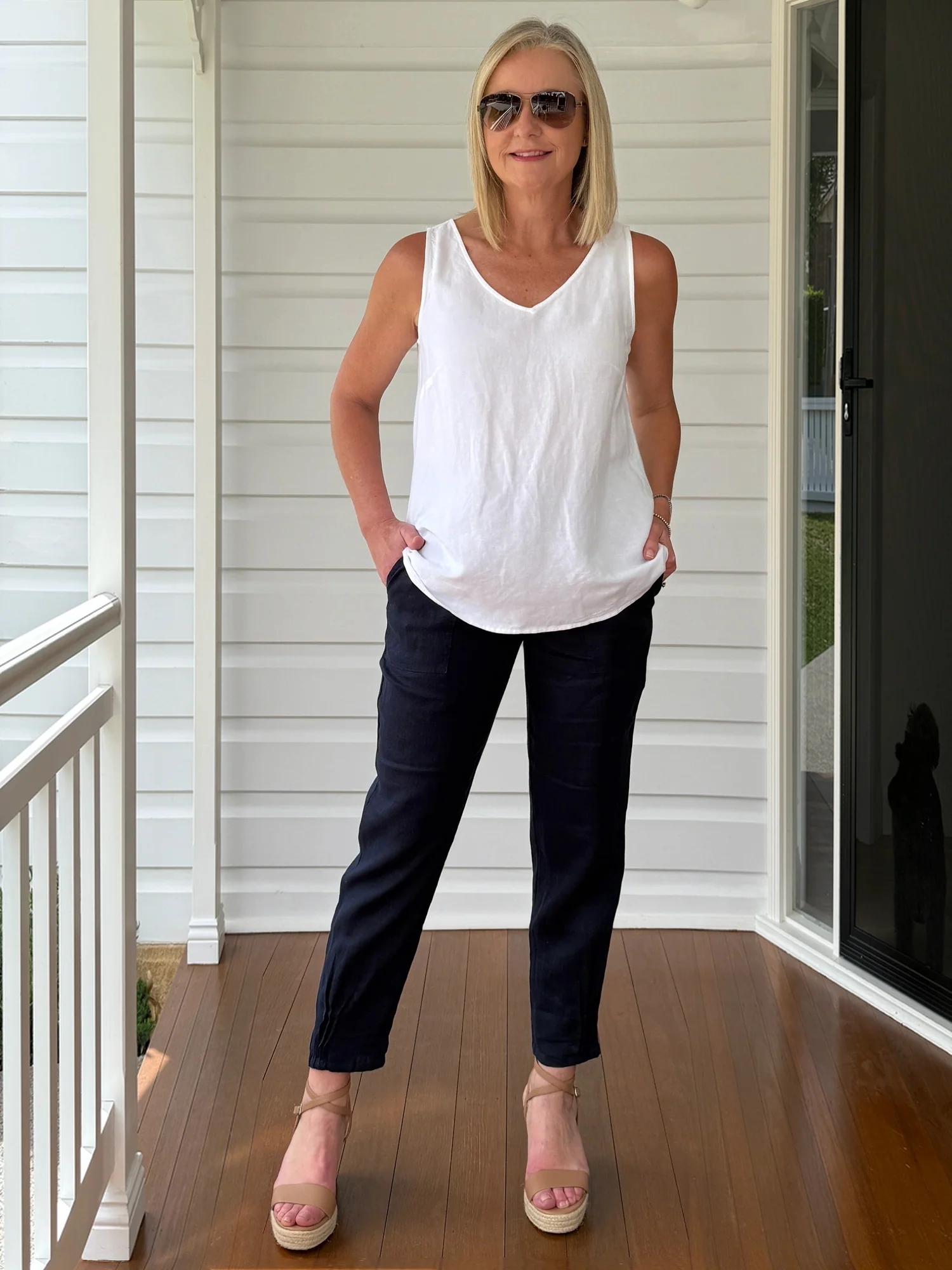 Sarah Linen Pleat Hem Pant - Navy