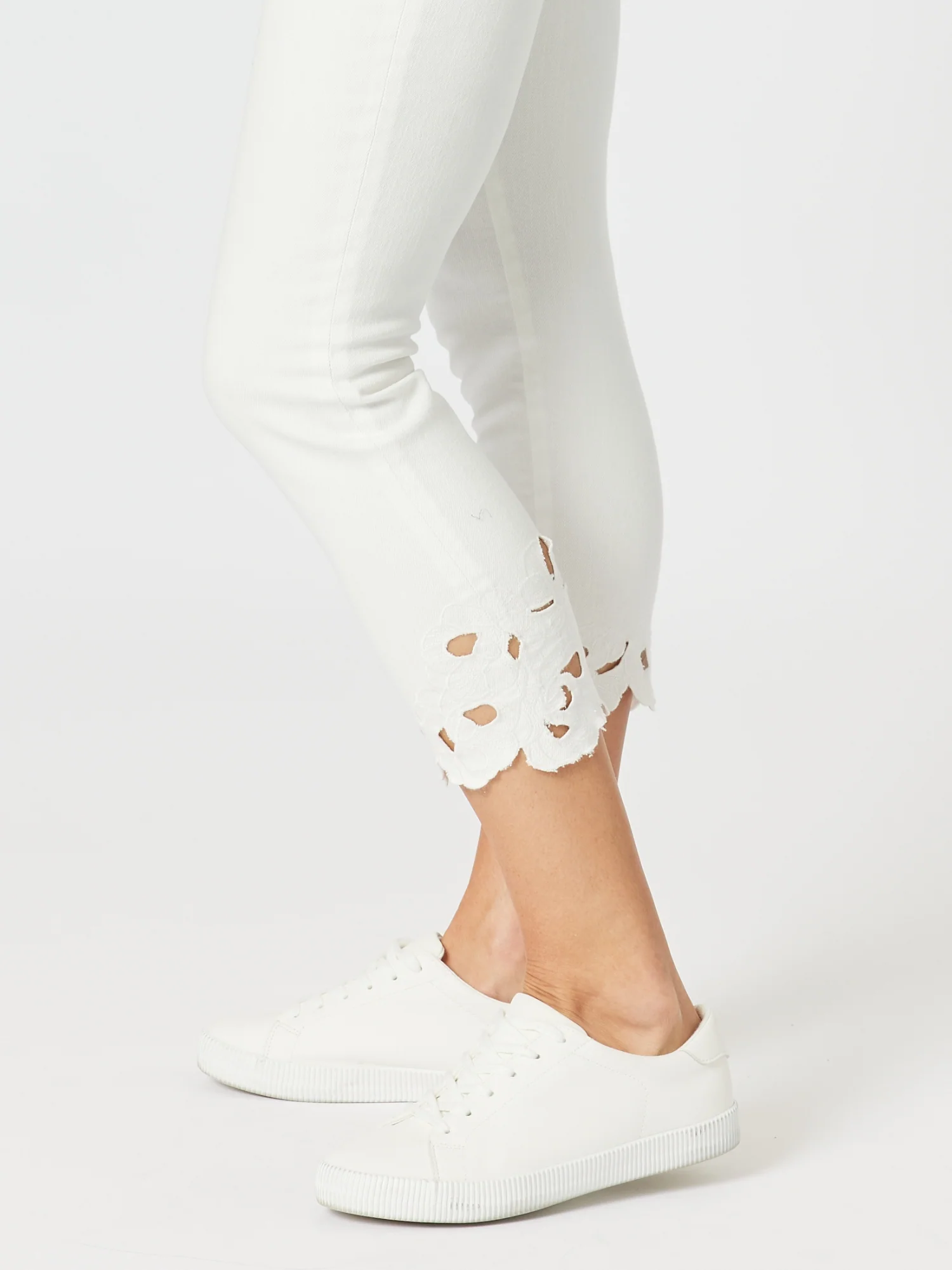 Isla Embroidered Straight Leg Jean - White
