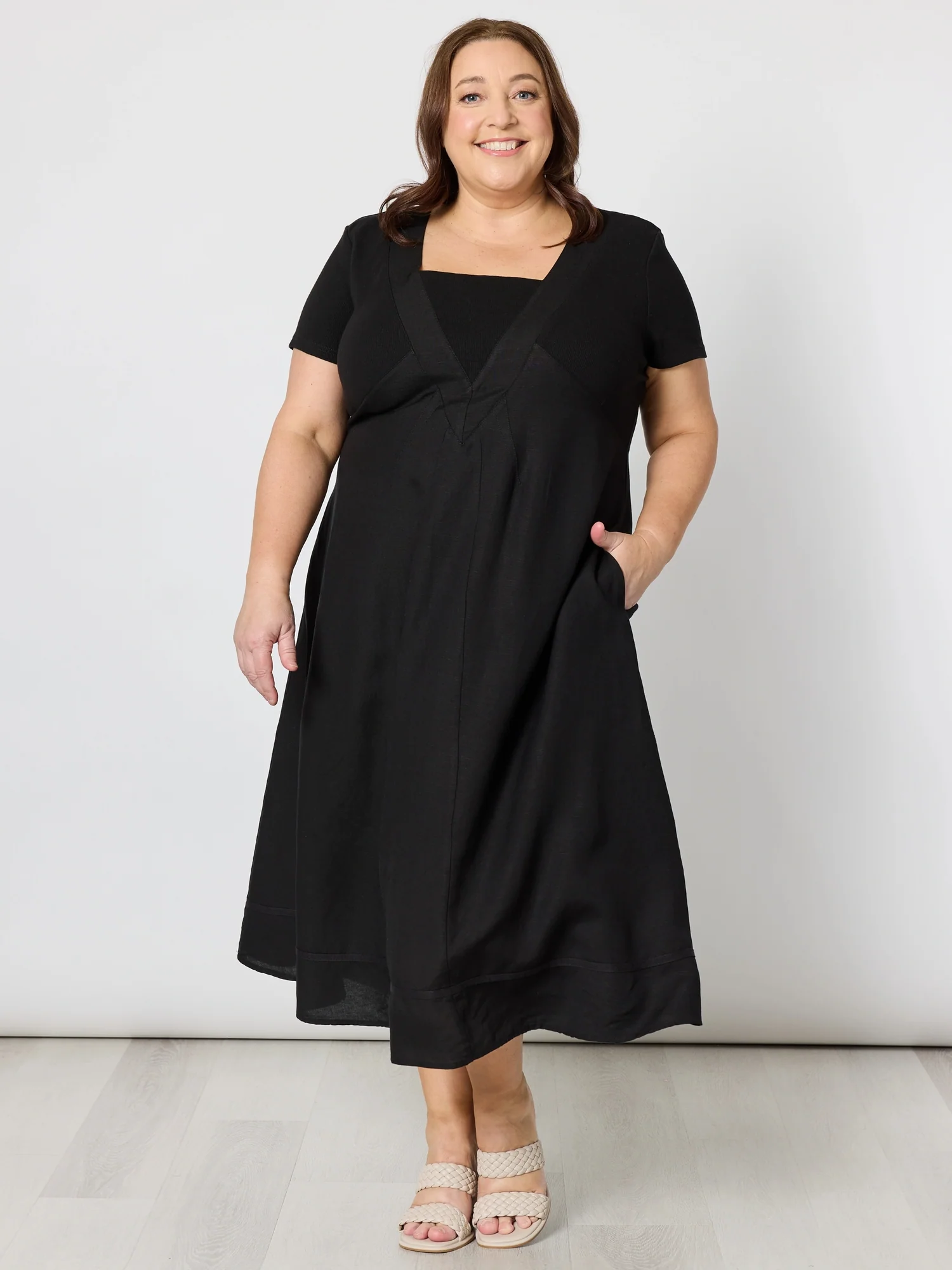 Lino Le Marais Dress - Black