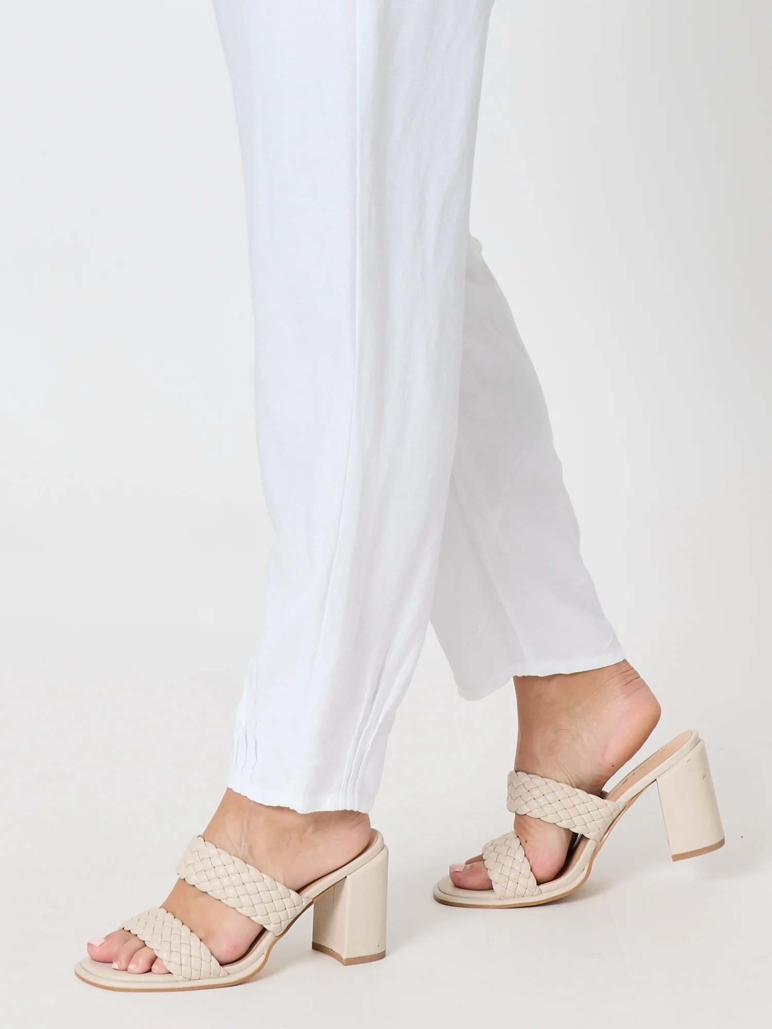 Lino Tapered Pant - White