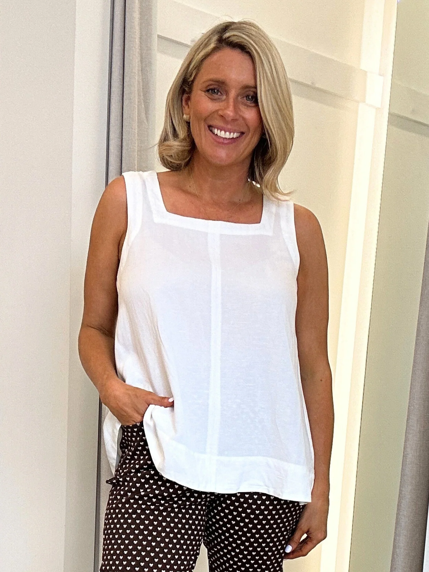 Miley Lino Cami - White