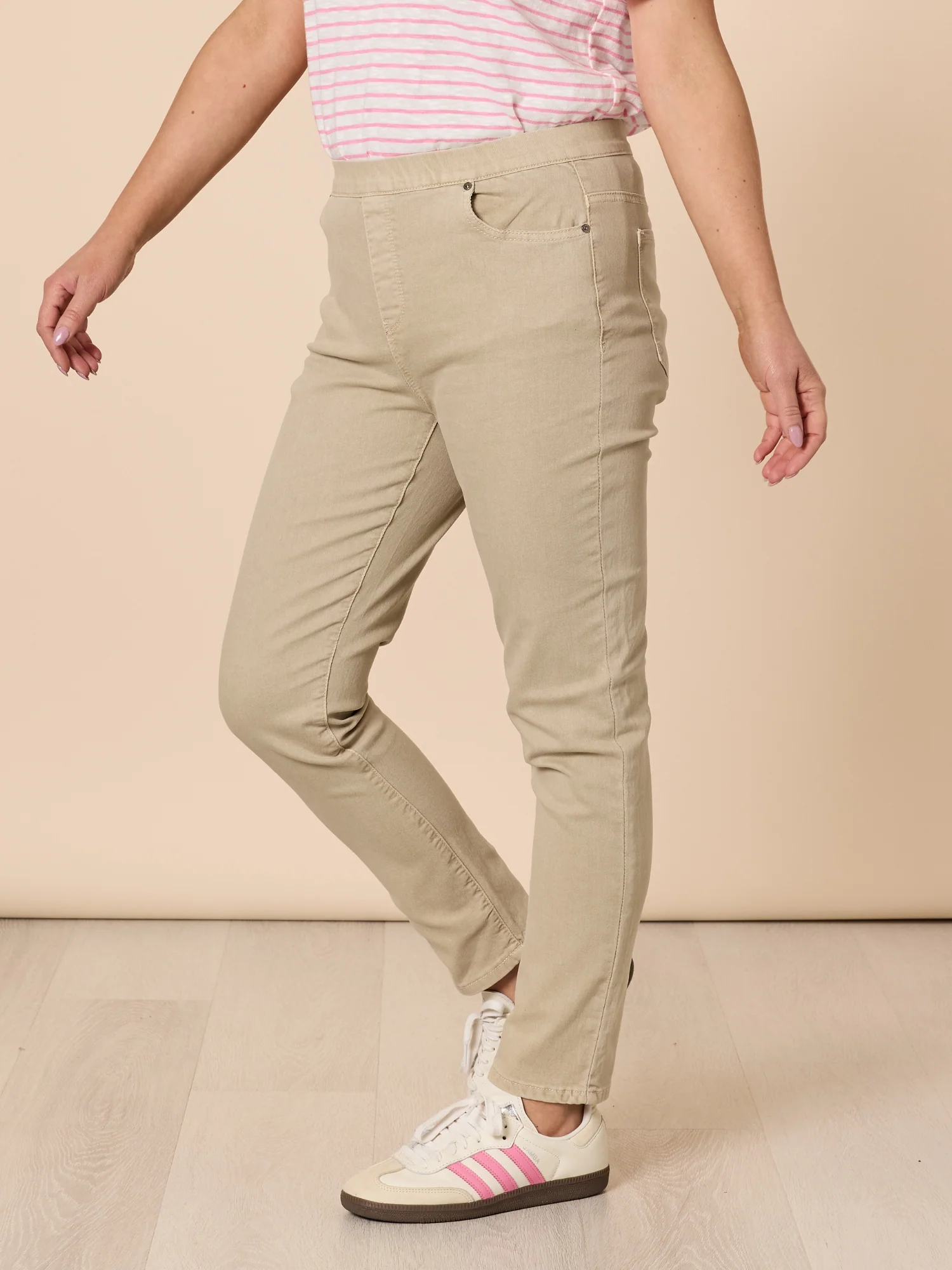 Chicago Slim Leg Jean - Natural