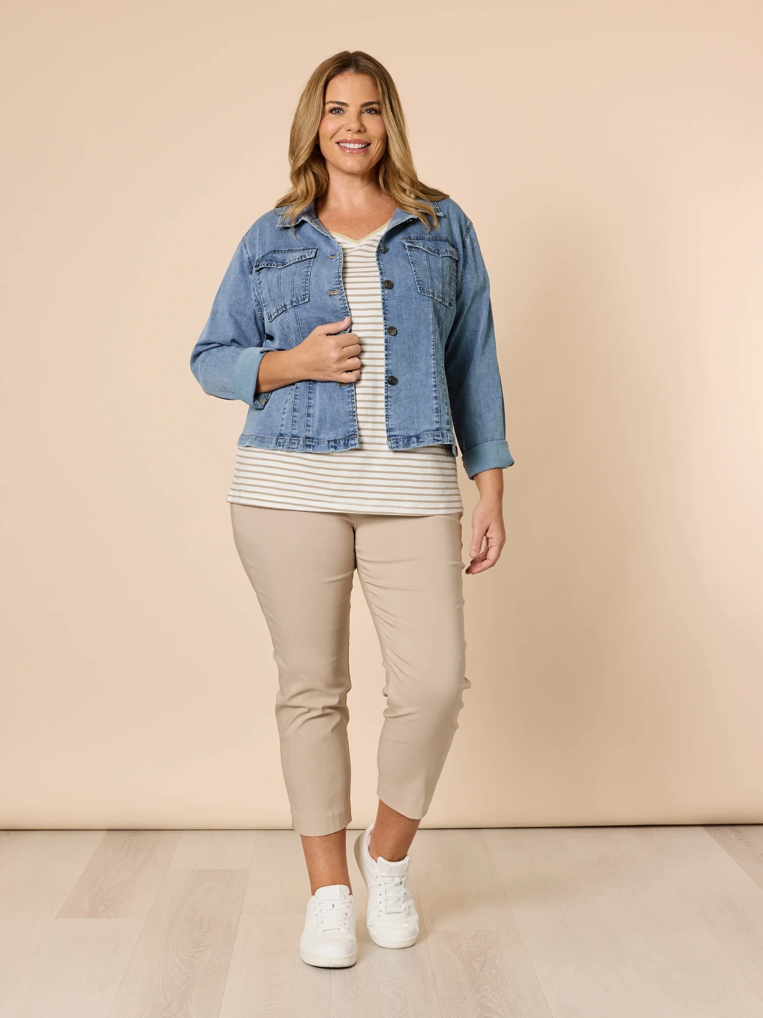 Retro Denim Jacket - Washed Denim