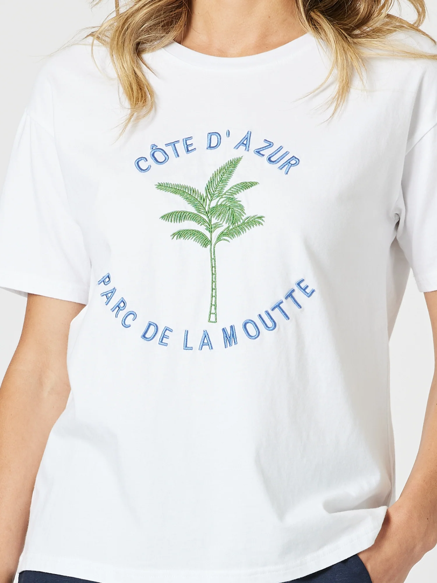 Cote d'Azur Embroidered Tee - White