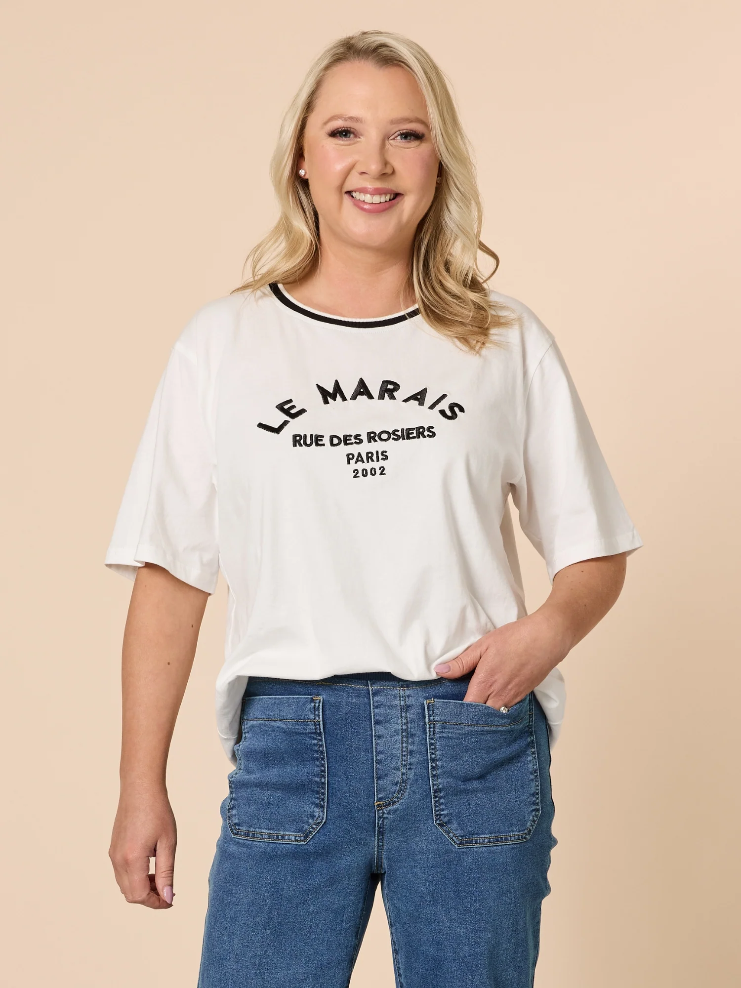 Le Marais Embroidered T-Shirt - White