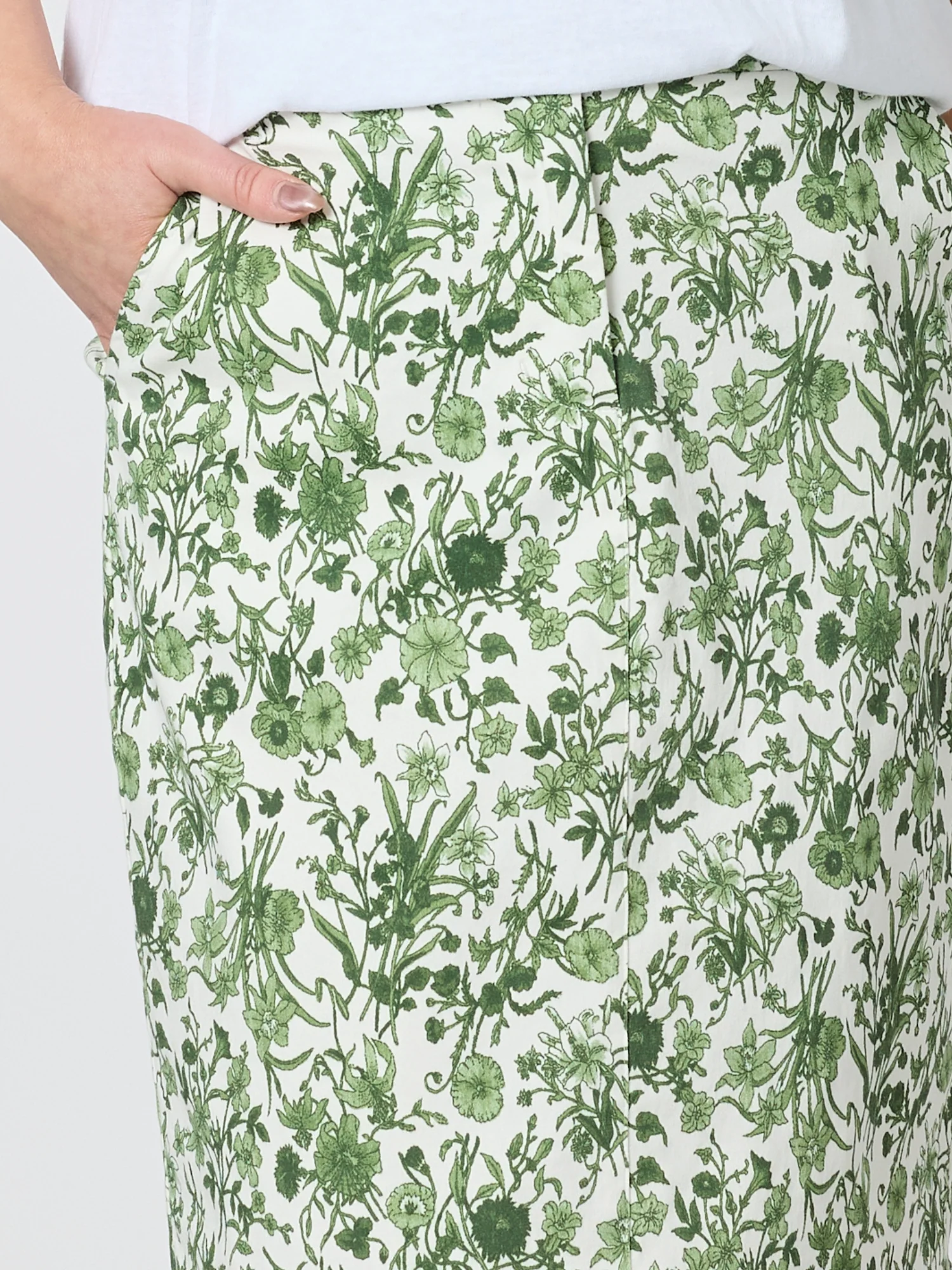 Alexandria Floral Print Skirt - Basil White