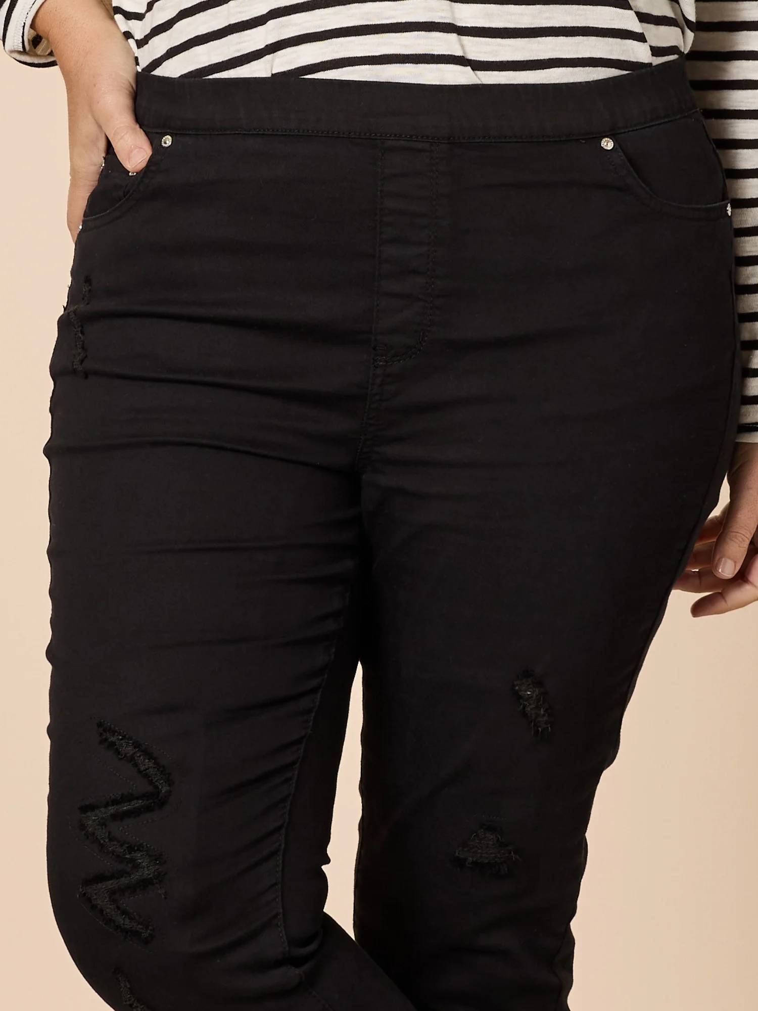 LA Distressed Pull On Stretch Denim Jean - Black