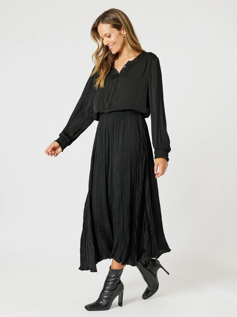 Luxe Crushed Skirt - Black