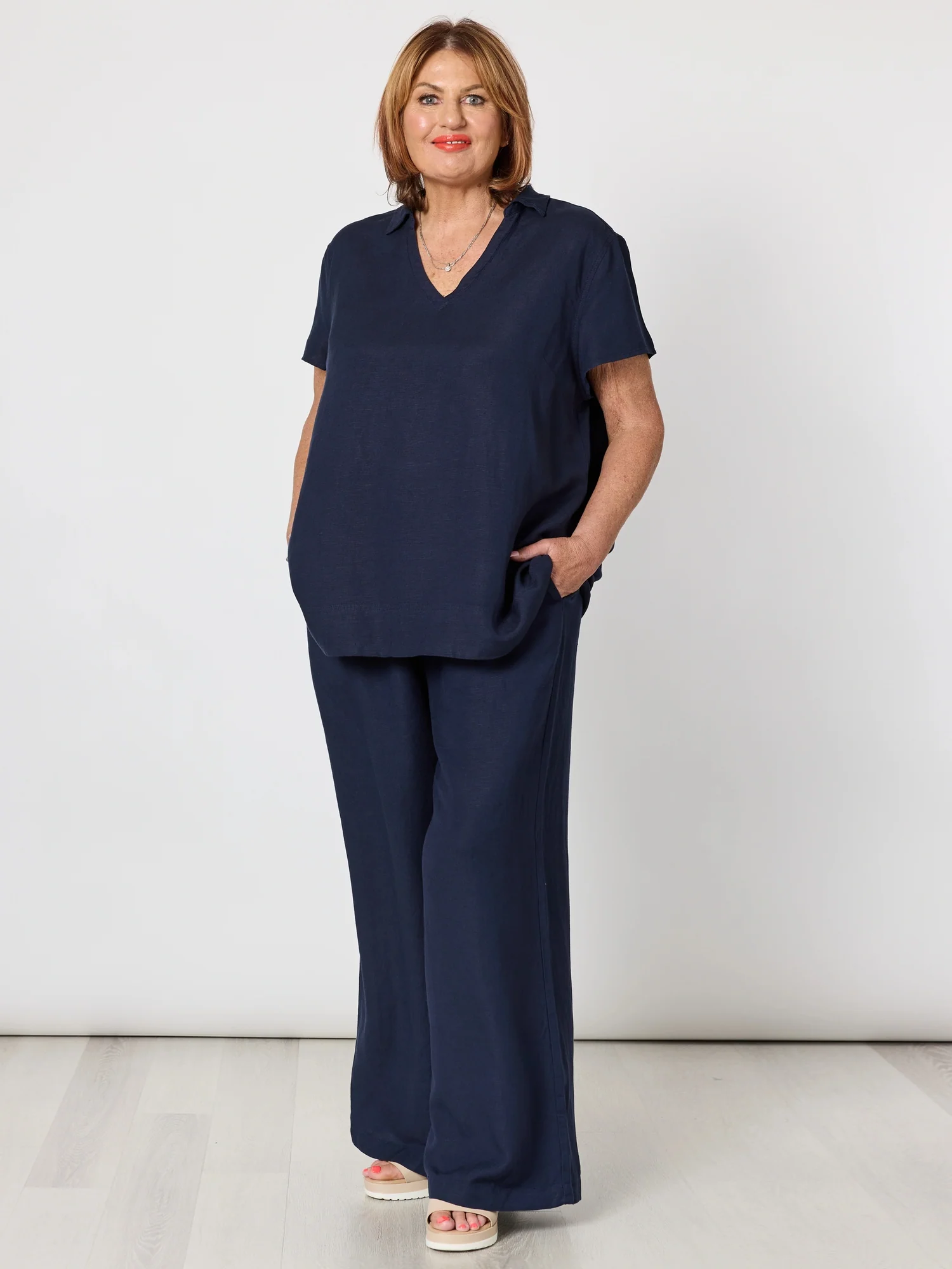 Beau Lino V Neck Top - Navy