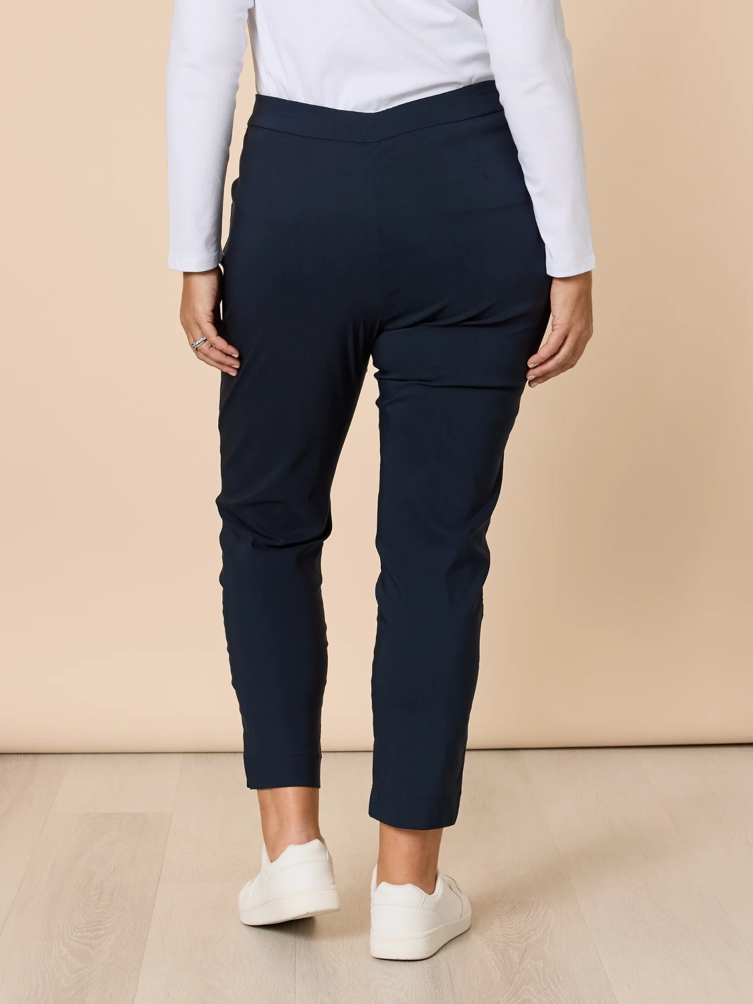 Harbour Slim Leg Pant - Navy