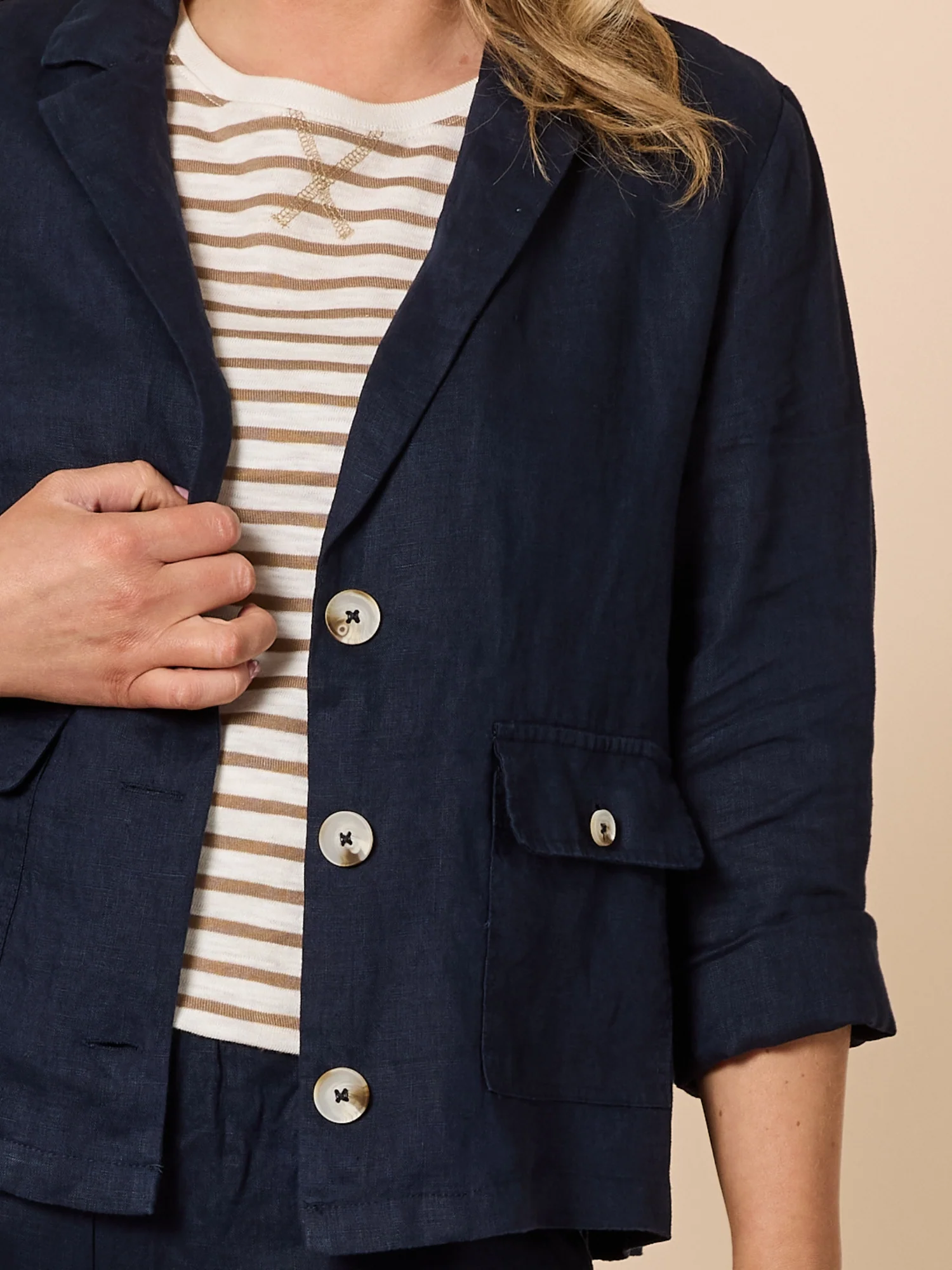 Danielle Linen Cropped Blazer - Navy