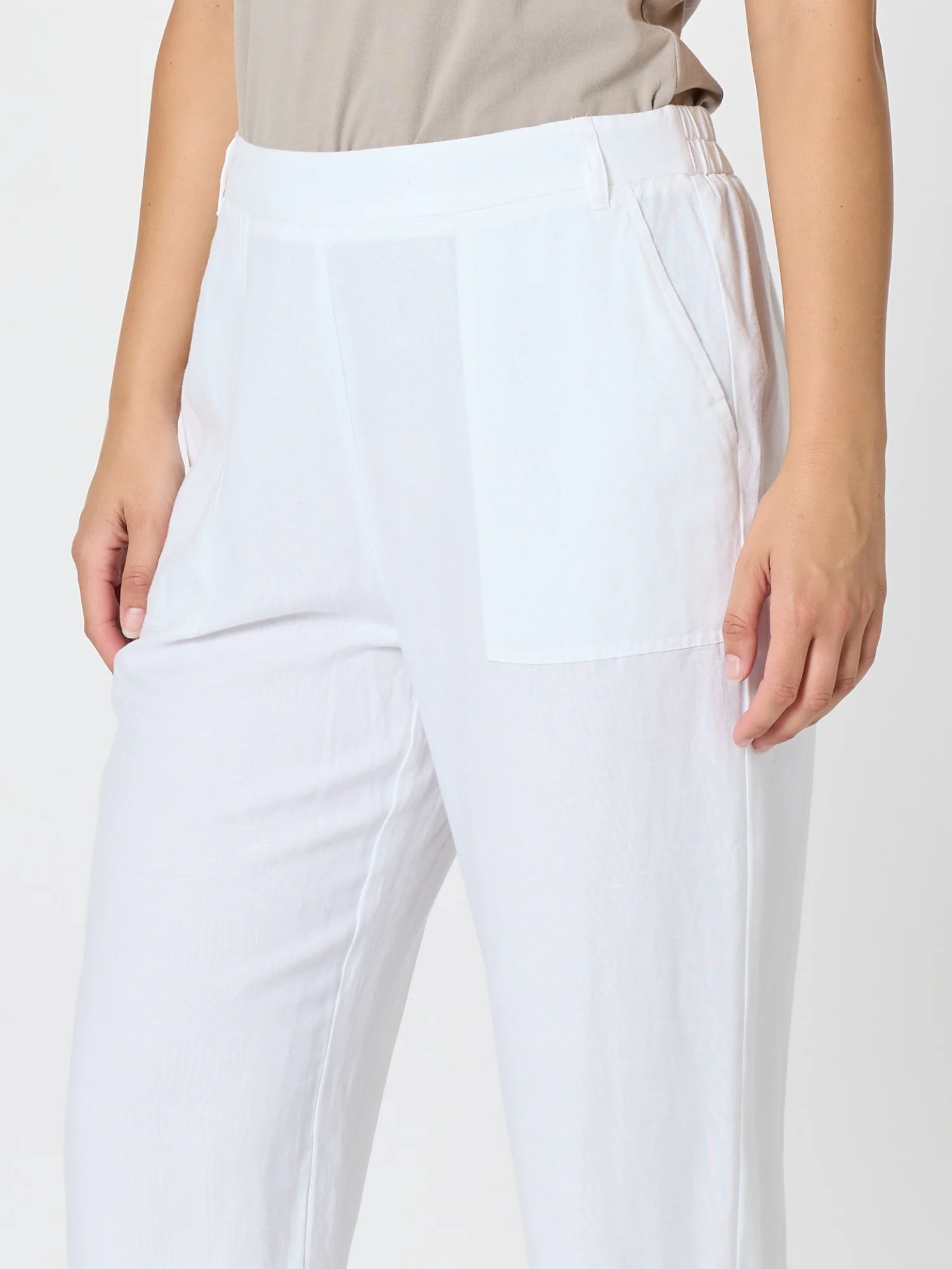 Lino Tapered Pant - White