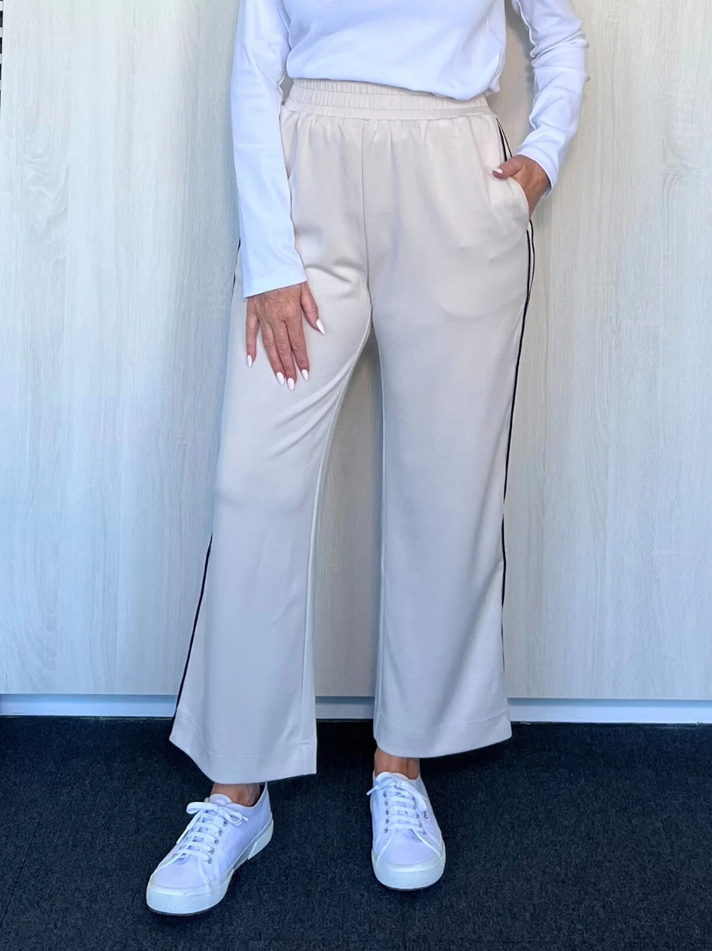 Urban Crop Pant - Chalk